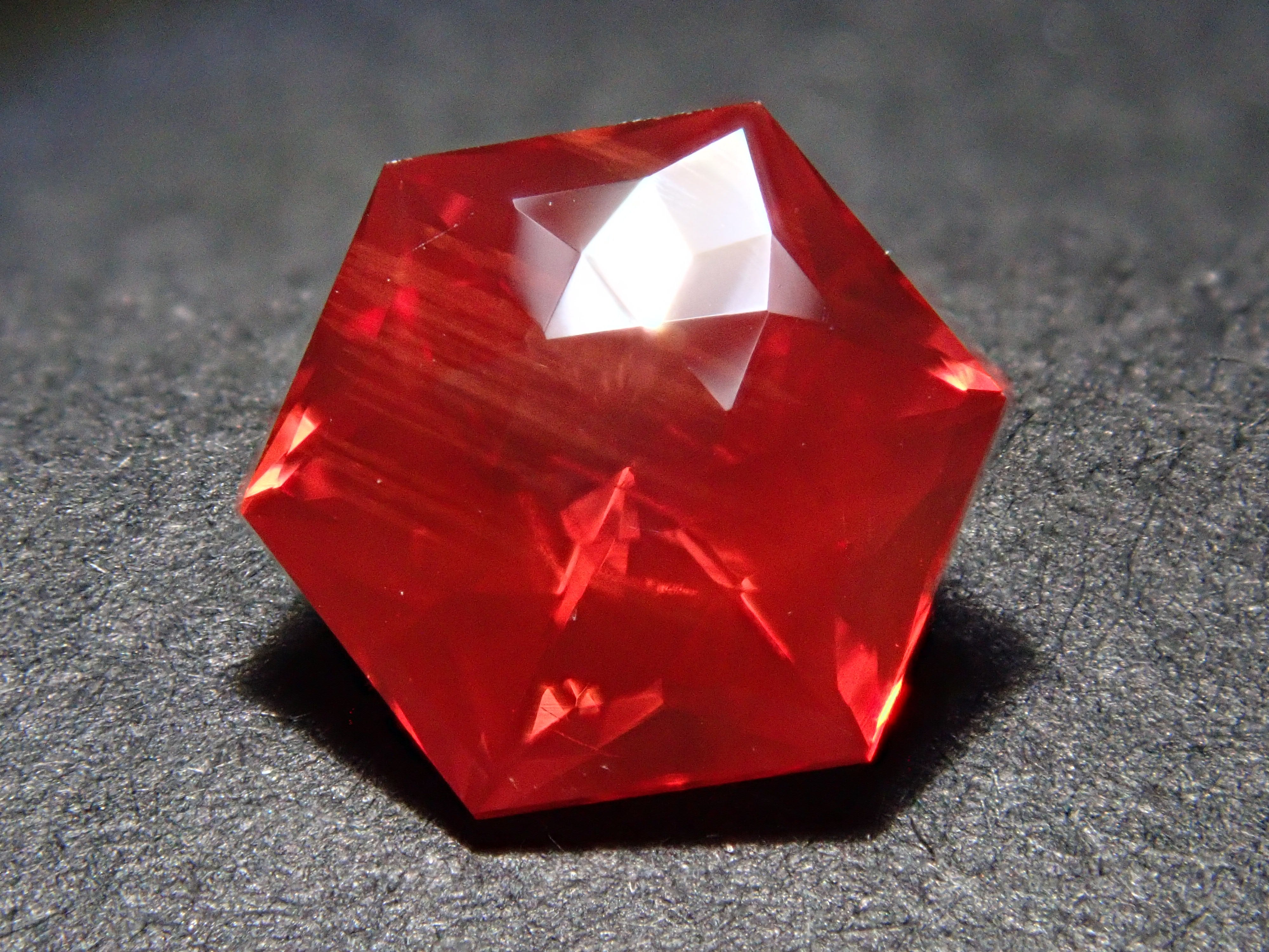 【10/29 22時販売】チベット産アンデシン 0.768ctルース