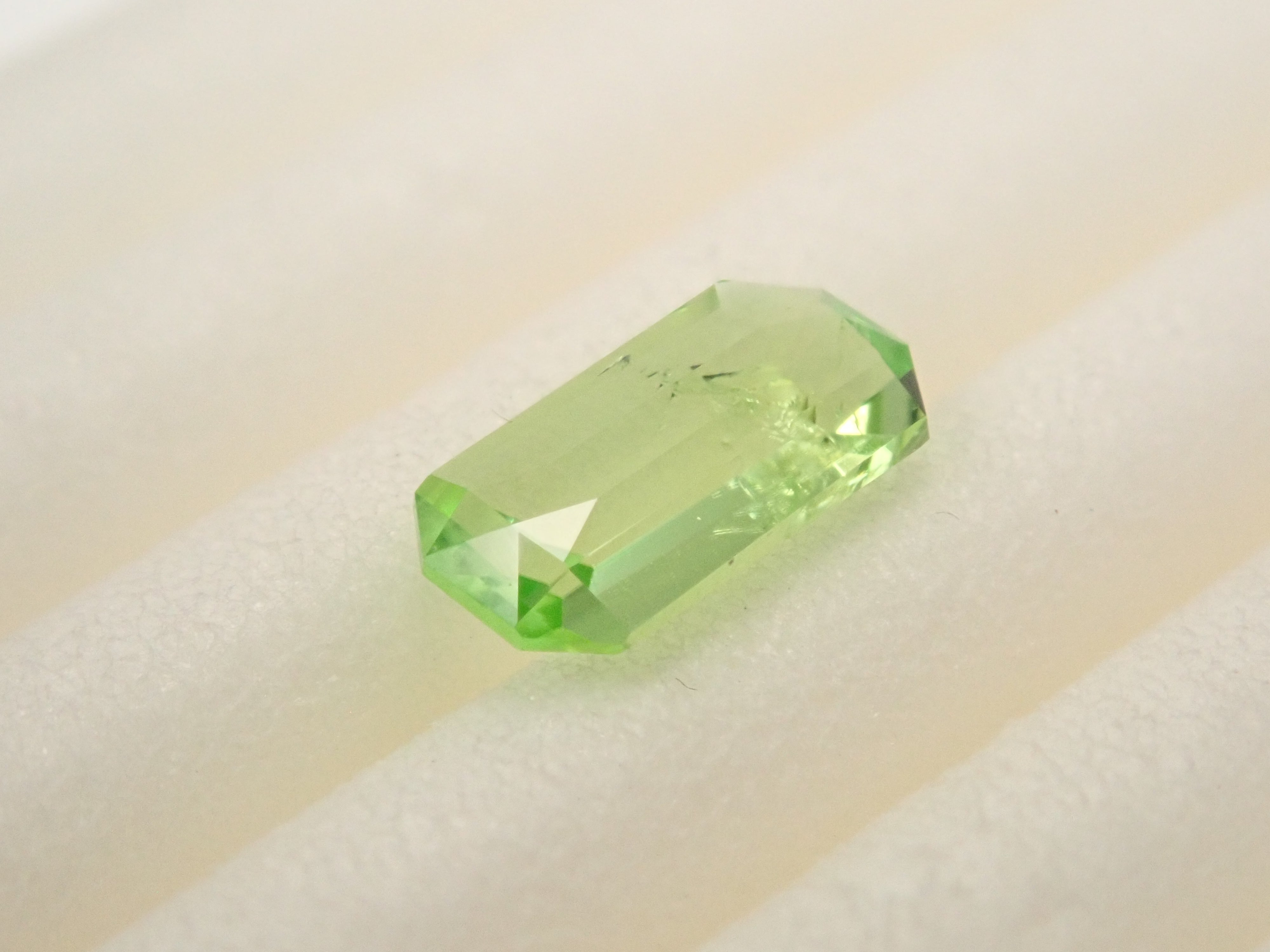 【10/29 22時販売】タンザニア産ミントダイオプサイド 0.364ctルース