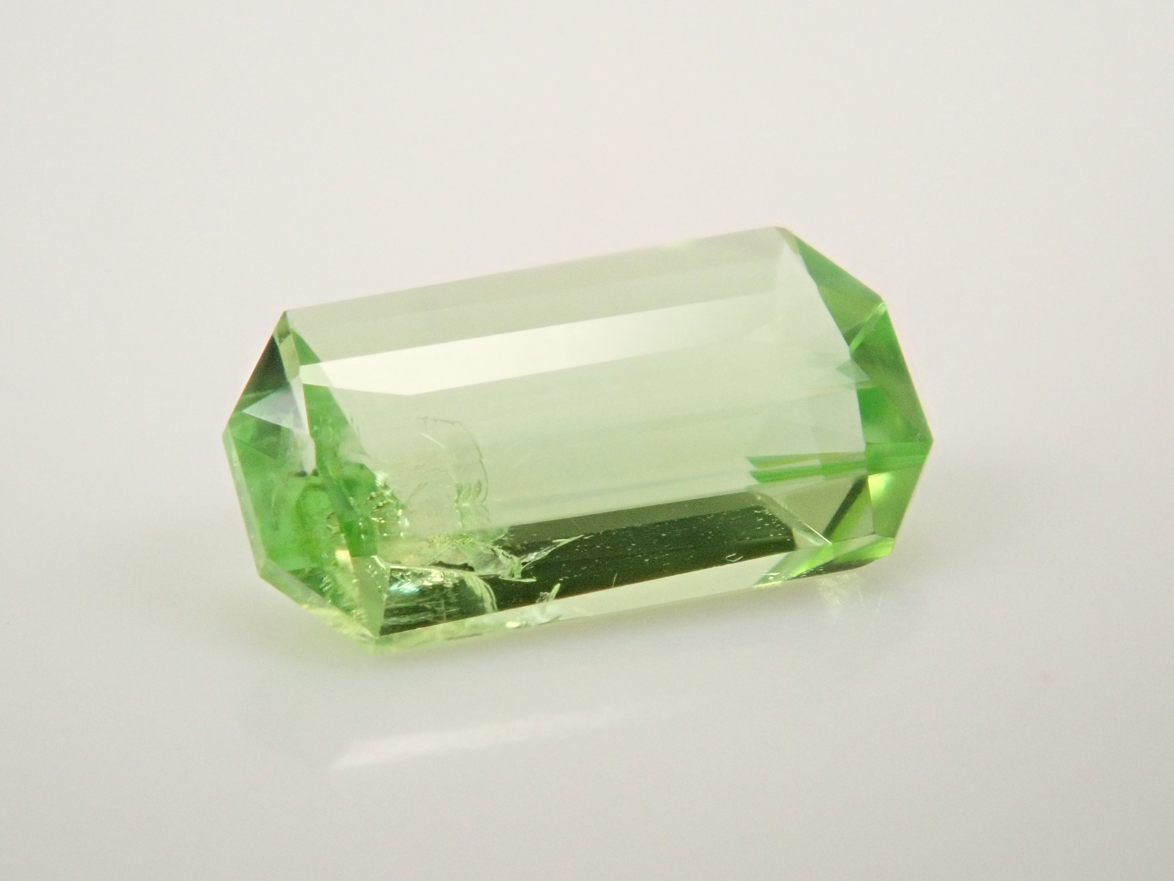 【10/29 22時販売】タンザニア産ミントダイオプサイド 0.364ctルース