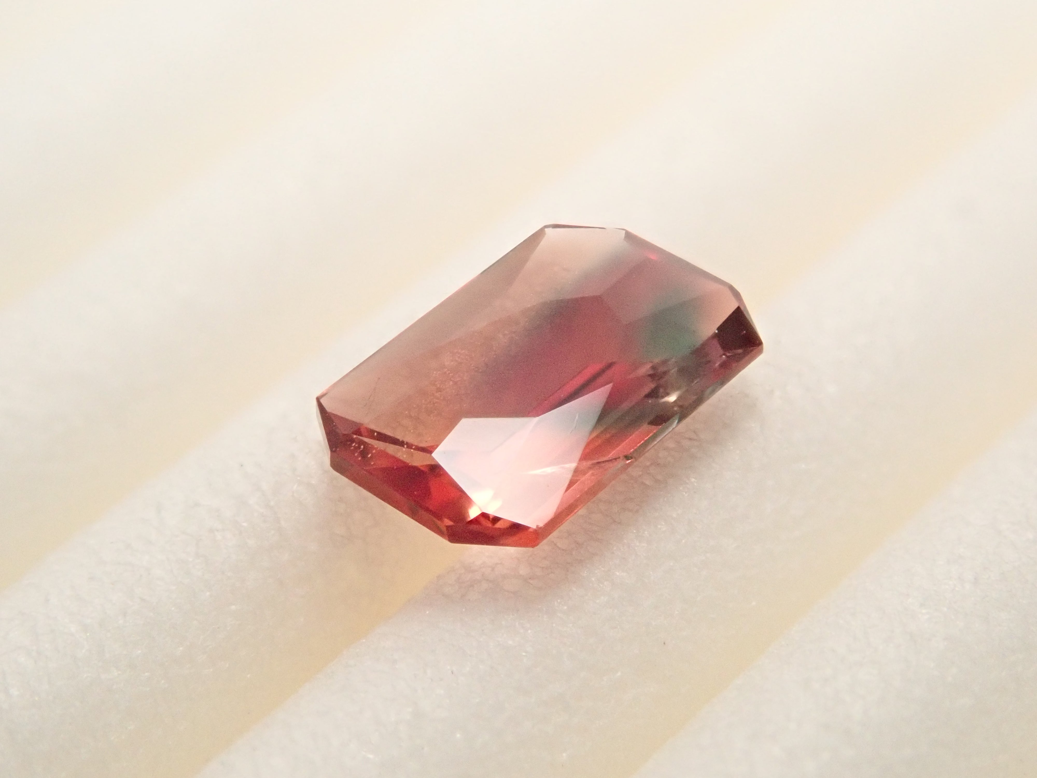 [12556702] Oregon Sunstone from the United States, 0.386ct Loose