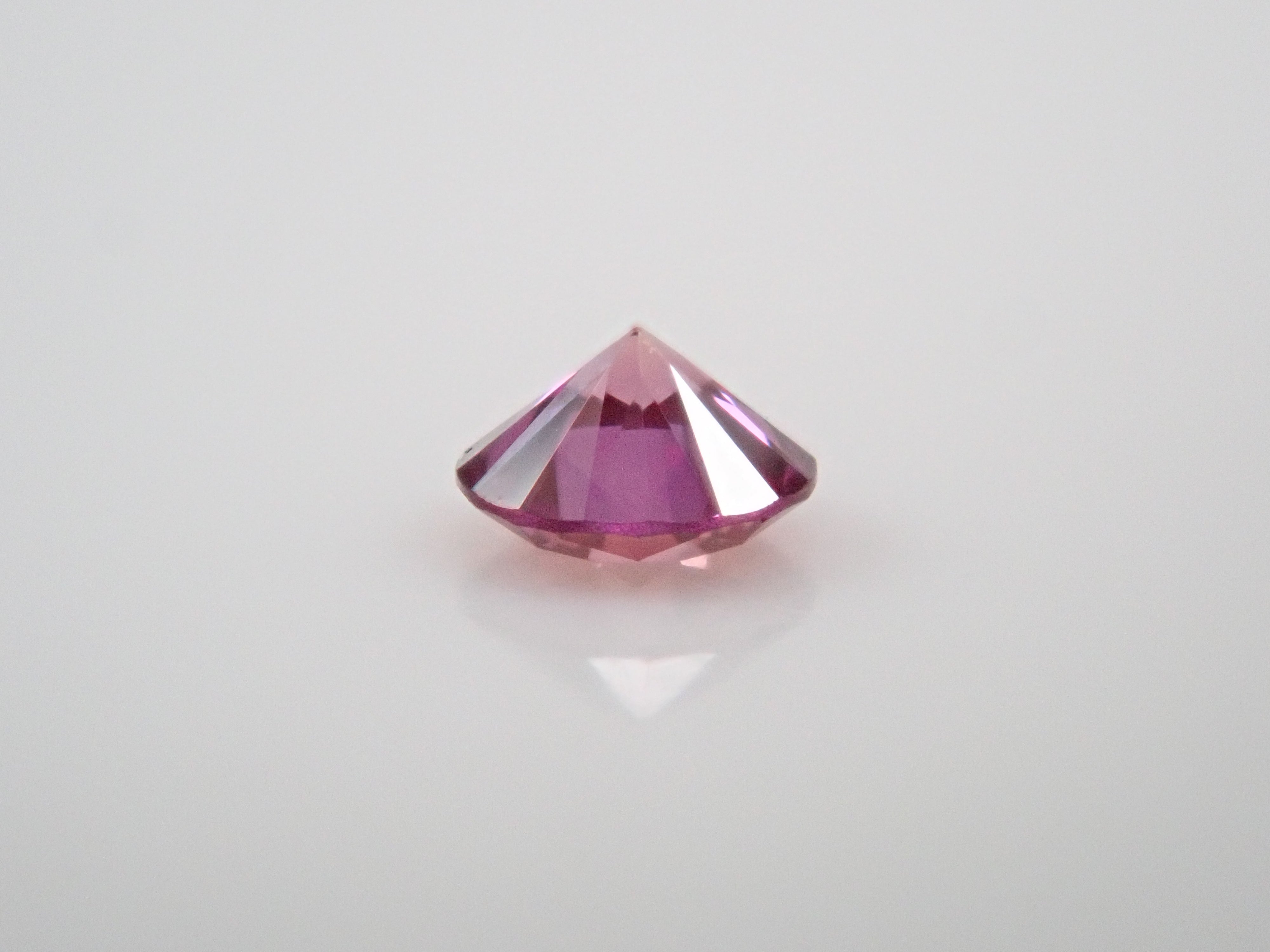 【32501720掲載】ピンクダイヤモンド（トリートメント） 0.030ctルース(FANCY VIVID PURPLISH PINK, VS-2)