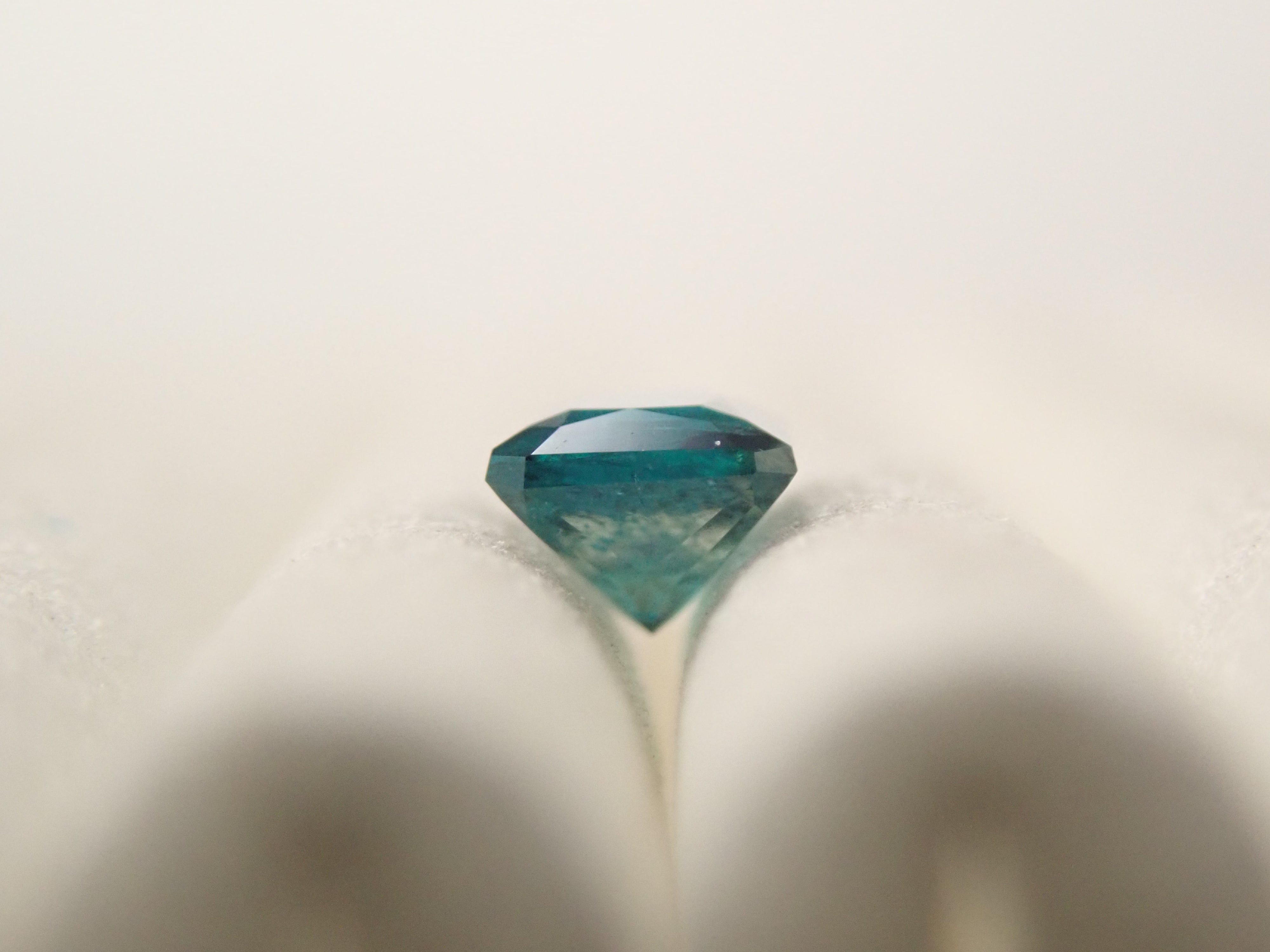 【10/31 22時販売】マダガスカル産グランディディエライト 0.168ctルース