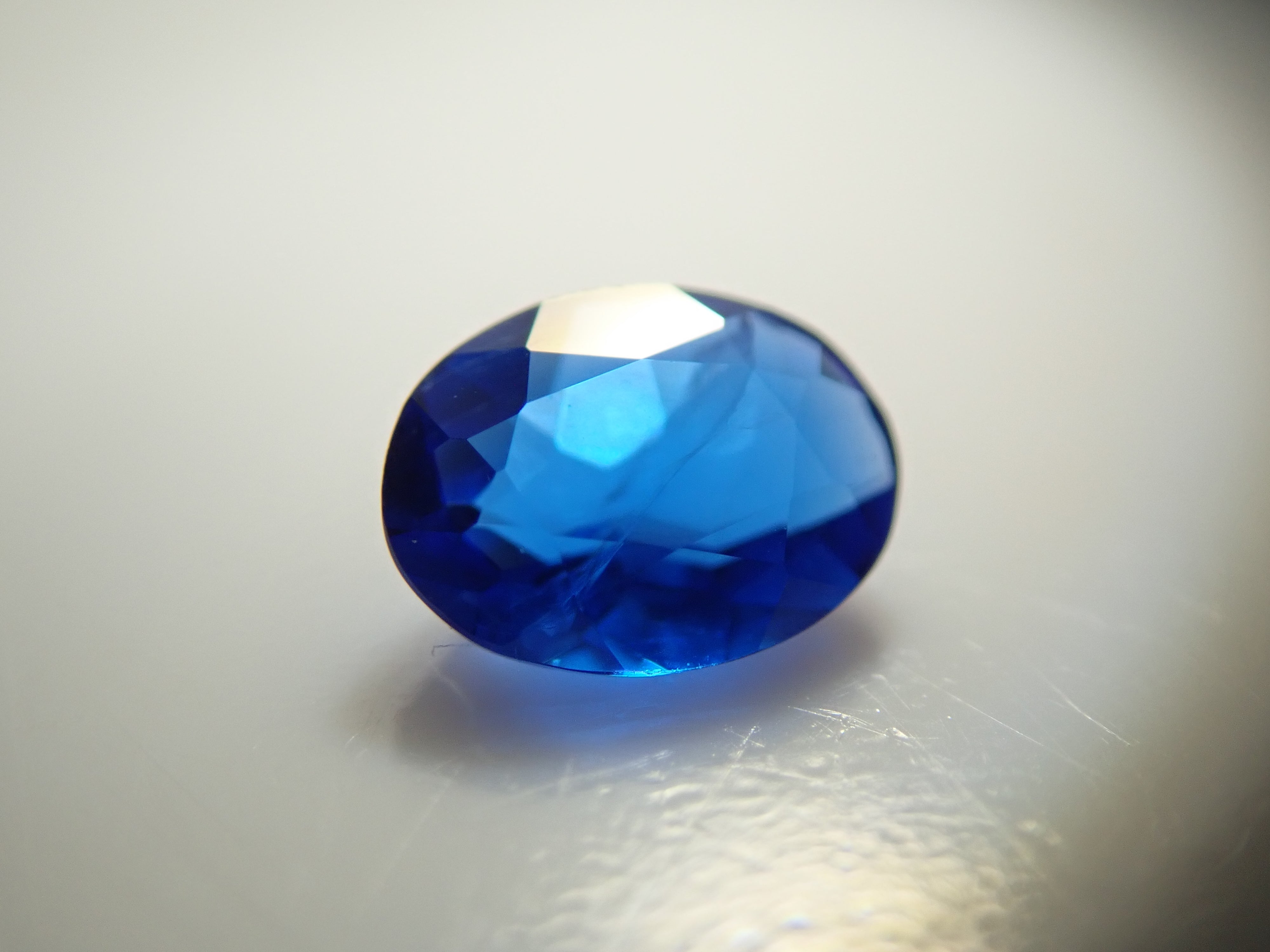 【10/31 22時販売】ドイツ産アウイナイト 0.073ctルース