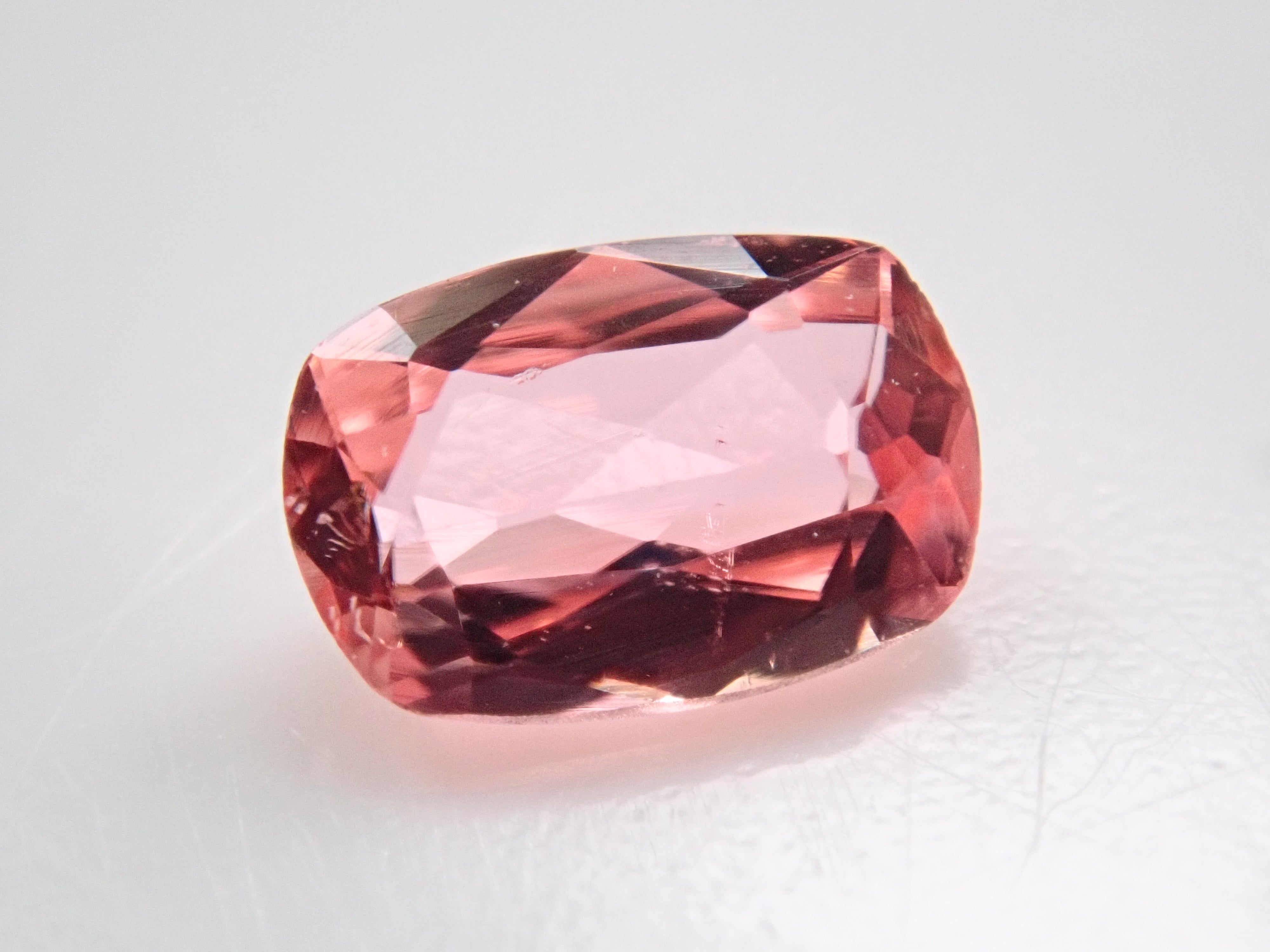 新品 ナイジェリア産バイカラーヴェイリネナイト ルース 1.236ct