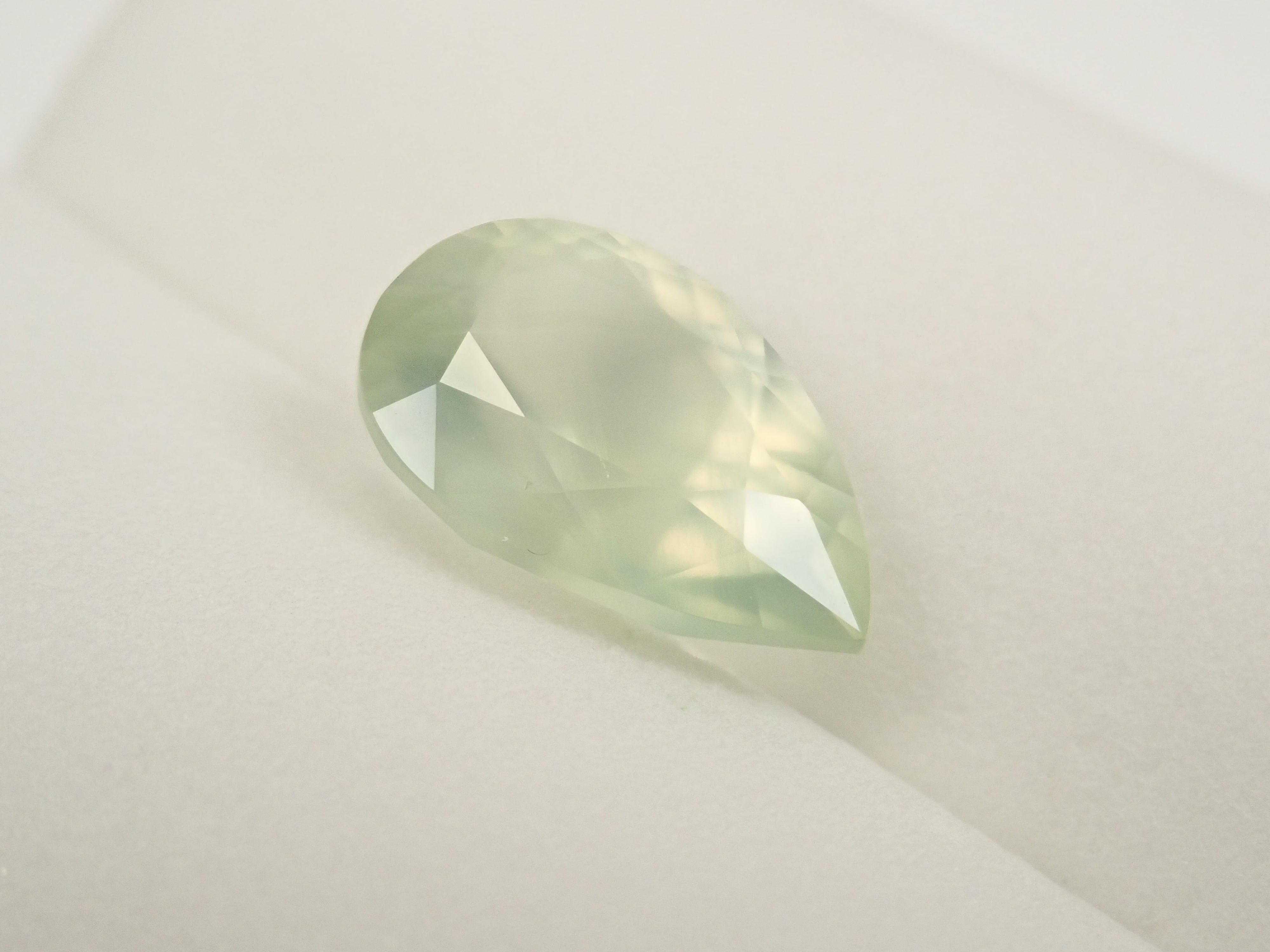 【11/7 22時販売】オーストラリア産プレーナイト 3.751ctルース