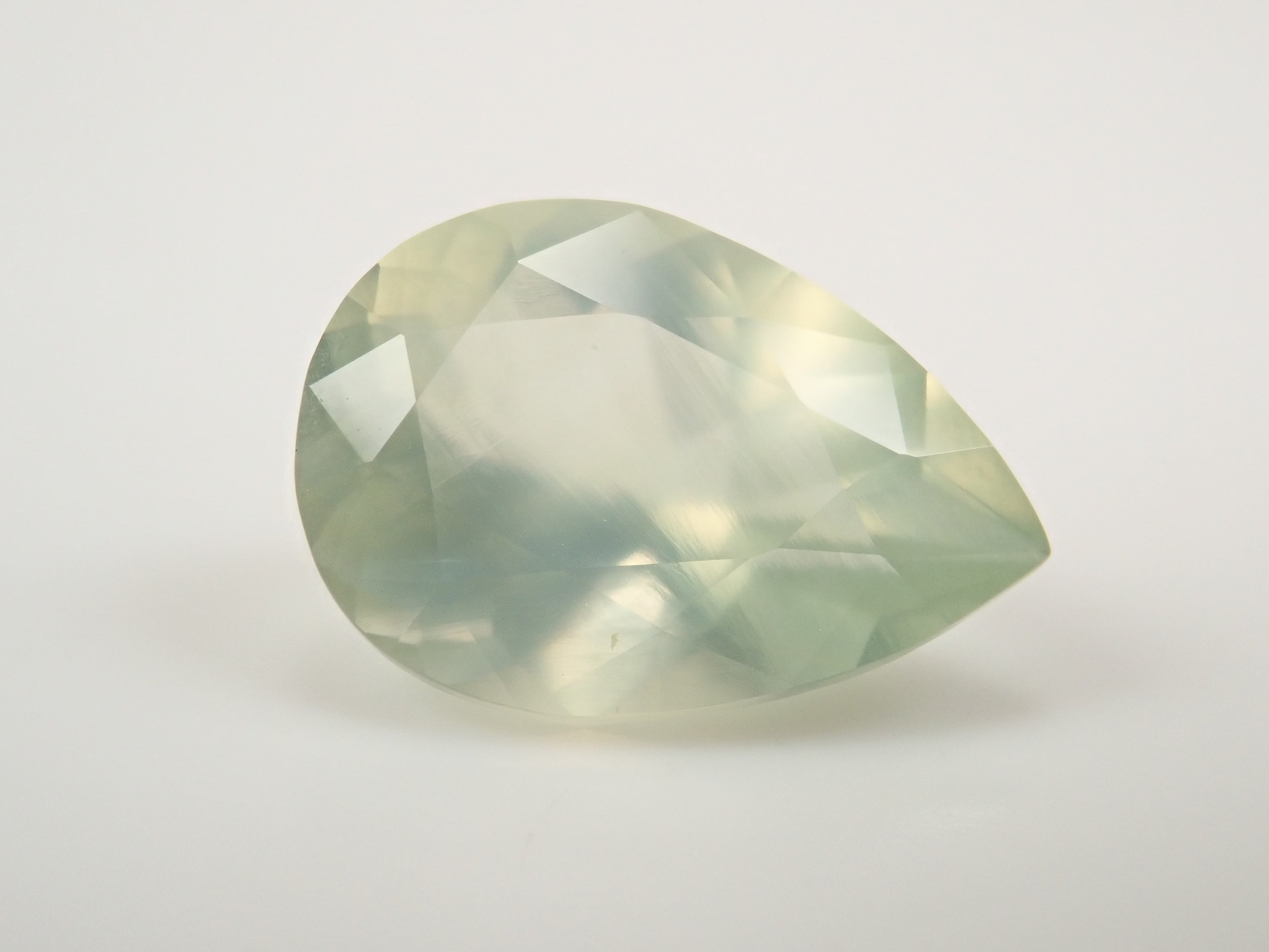 【11/7 22時販売】オーストラリア産プレーナイト 3.751ctルース