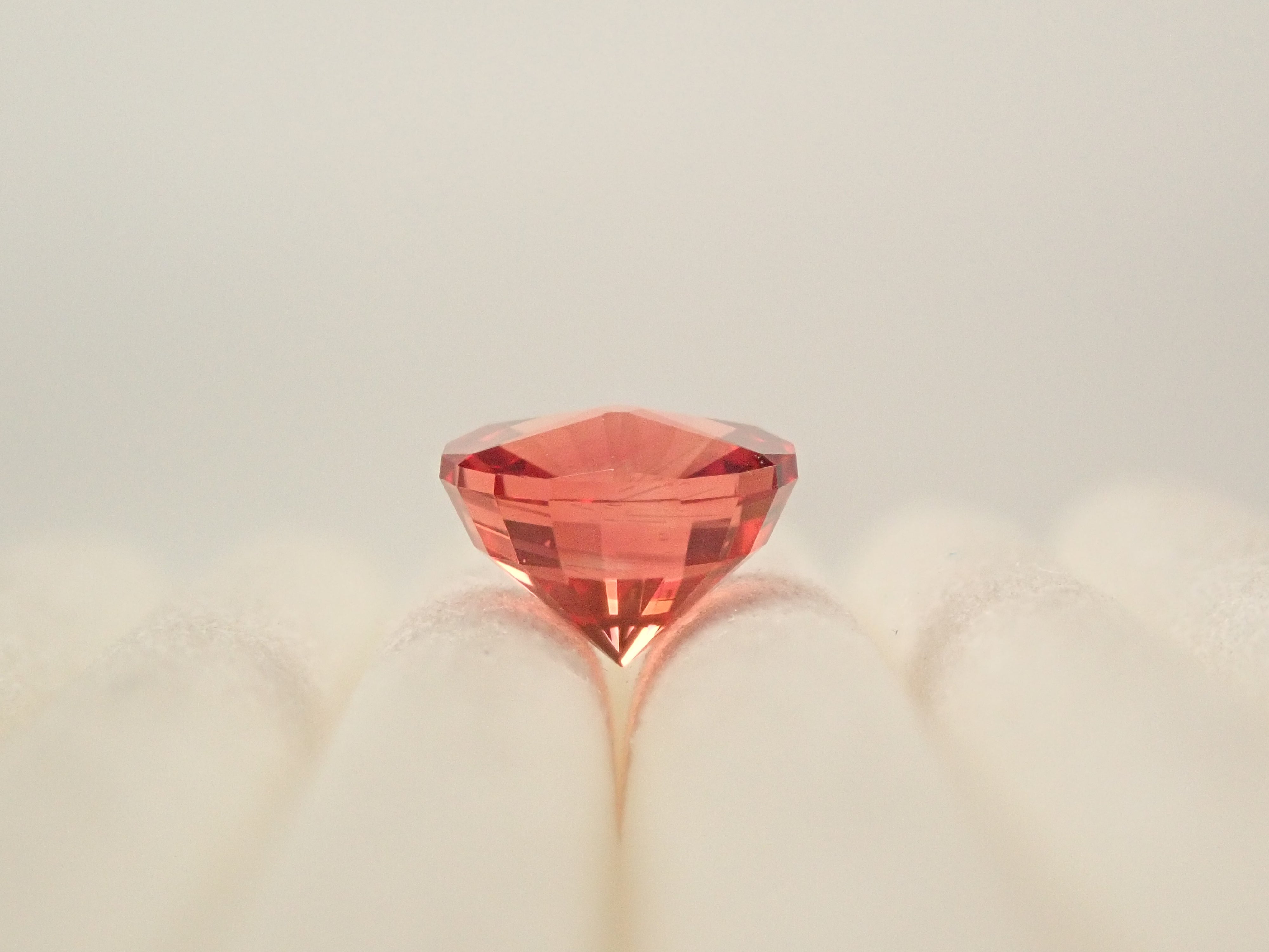 【11/1 22時販売】チベット産アンデシン 0.738ctルース