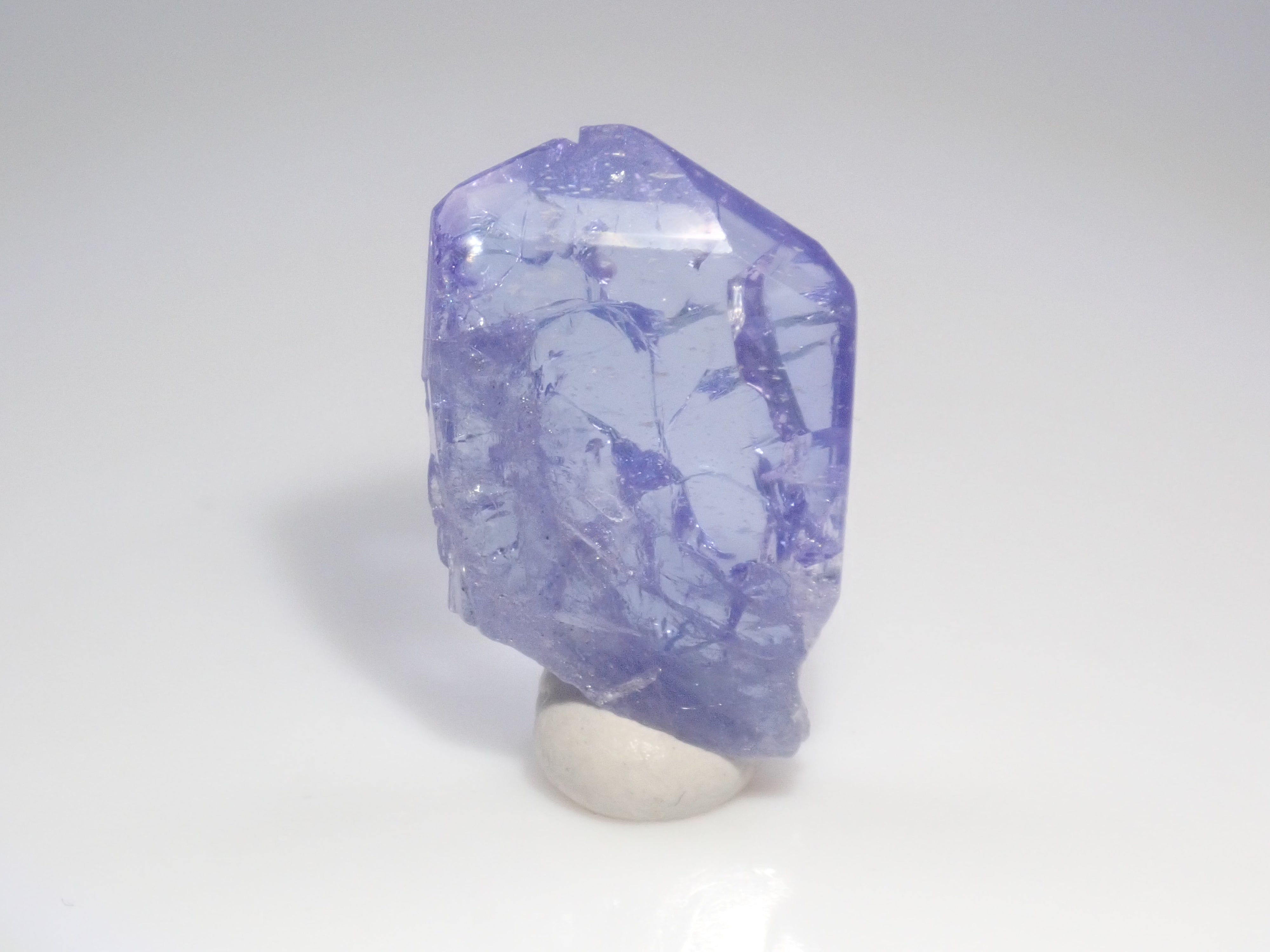 【11/2 22時販売開始】《限定10石》バイカラーピンクタンザナイト原石含むタンザナイト原石ガチャ（平均4.2ct）《複数購入割引有》　