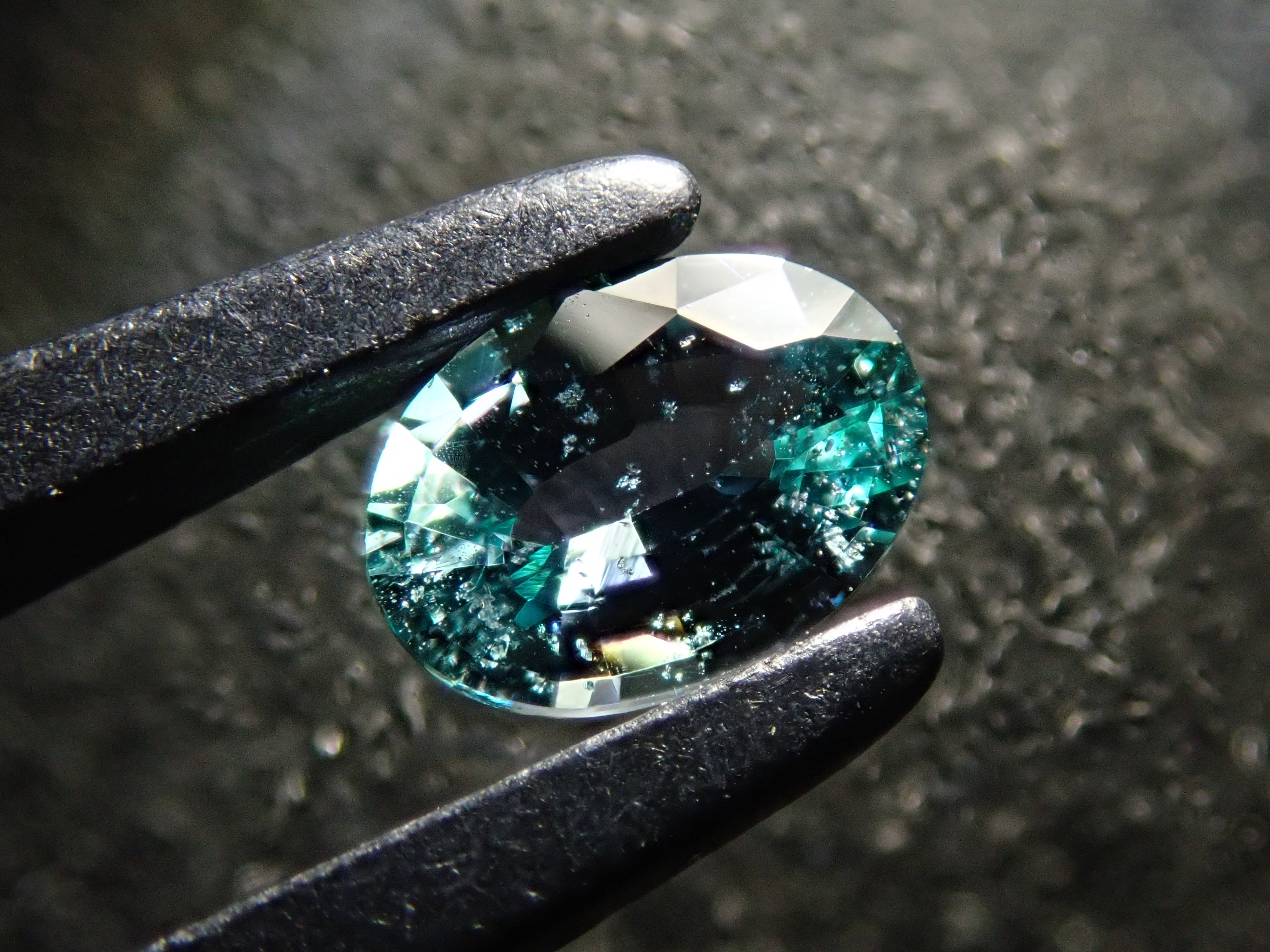 【11/1 22時販売】タンザニア産コーネルピン 0.324ctルース