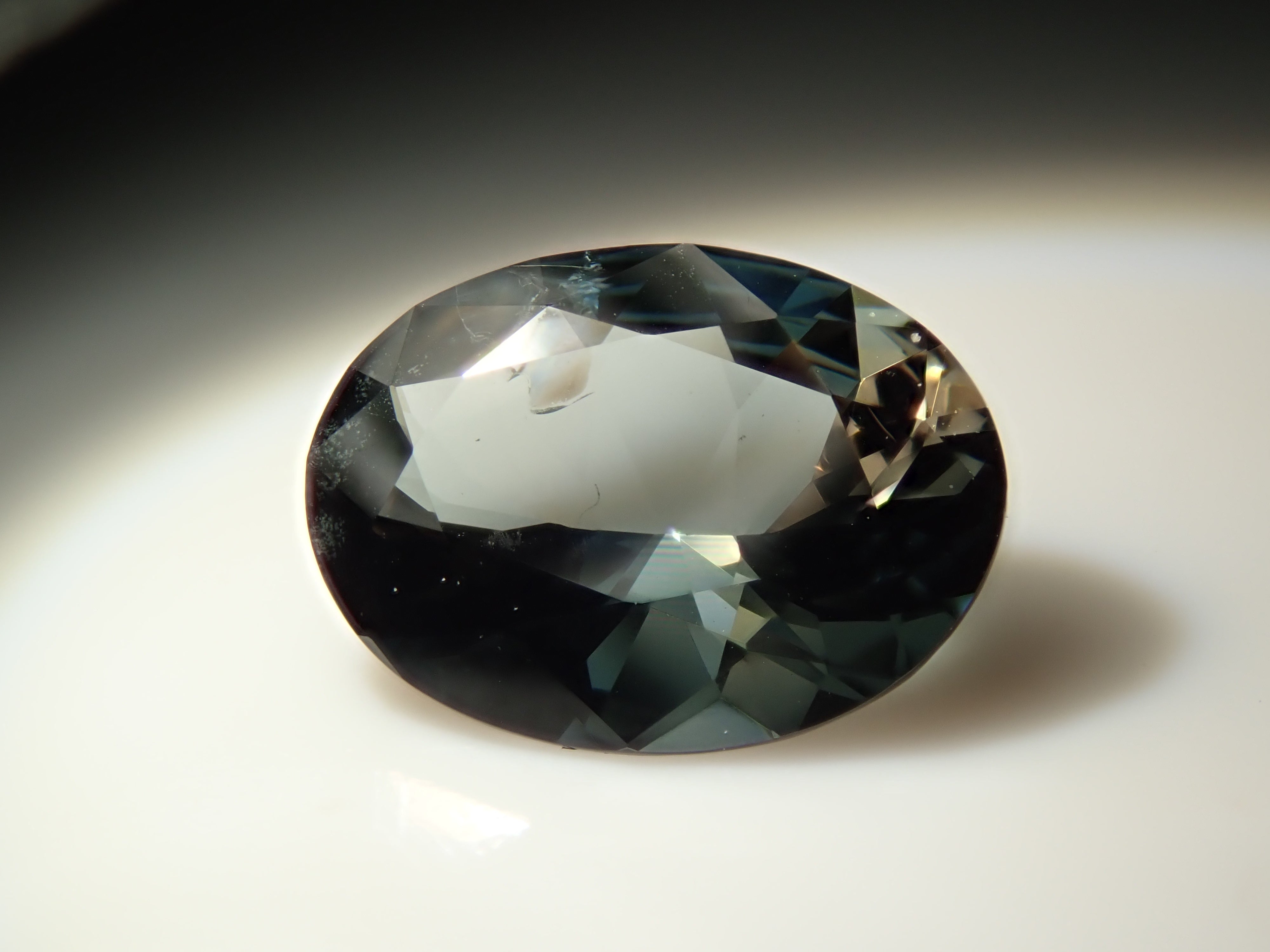 【11/1 22時販売】スリランカ産サファリン 0.738ctルース