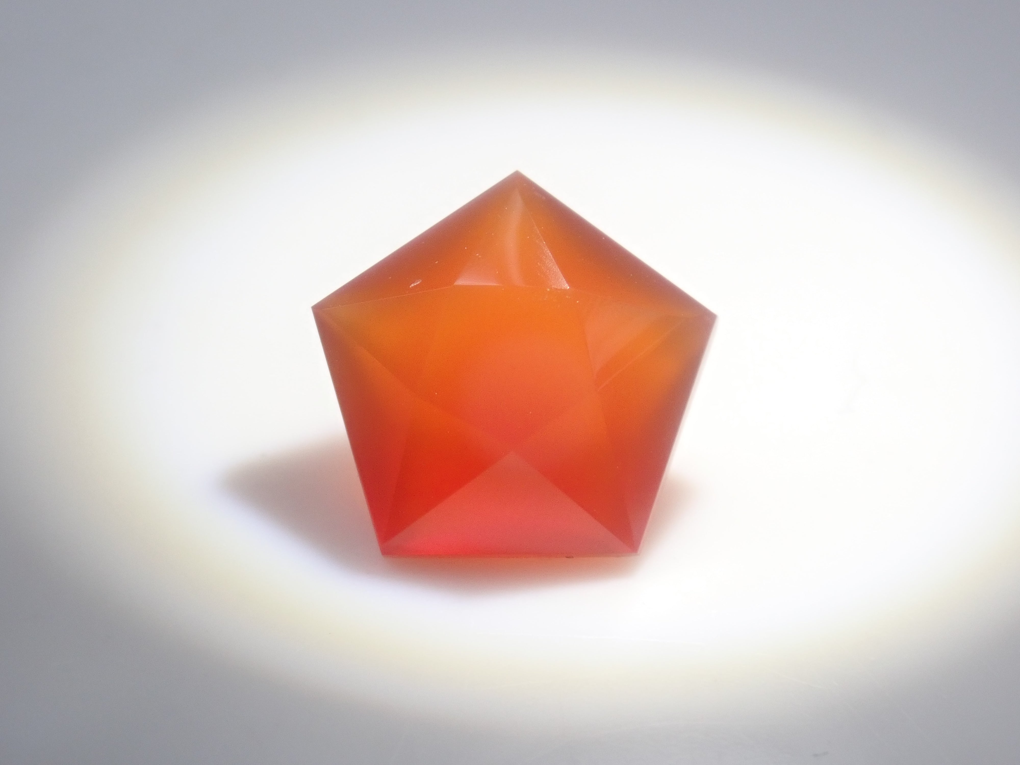 【11/3 22時販売】《限定10石》山本武氏作品ガチャ（ファイヤーフラワーカットなど,おまけに山本氏研磨プレーナイト付き）1石ルース💎《複数購入割引有》