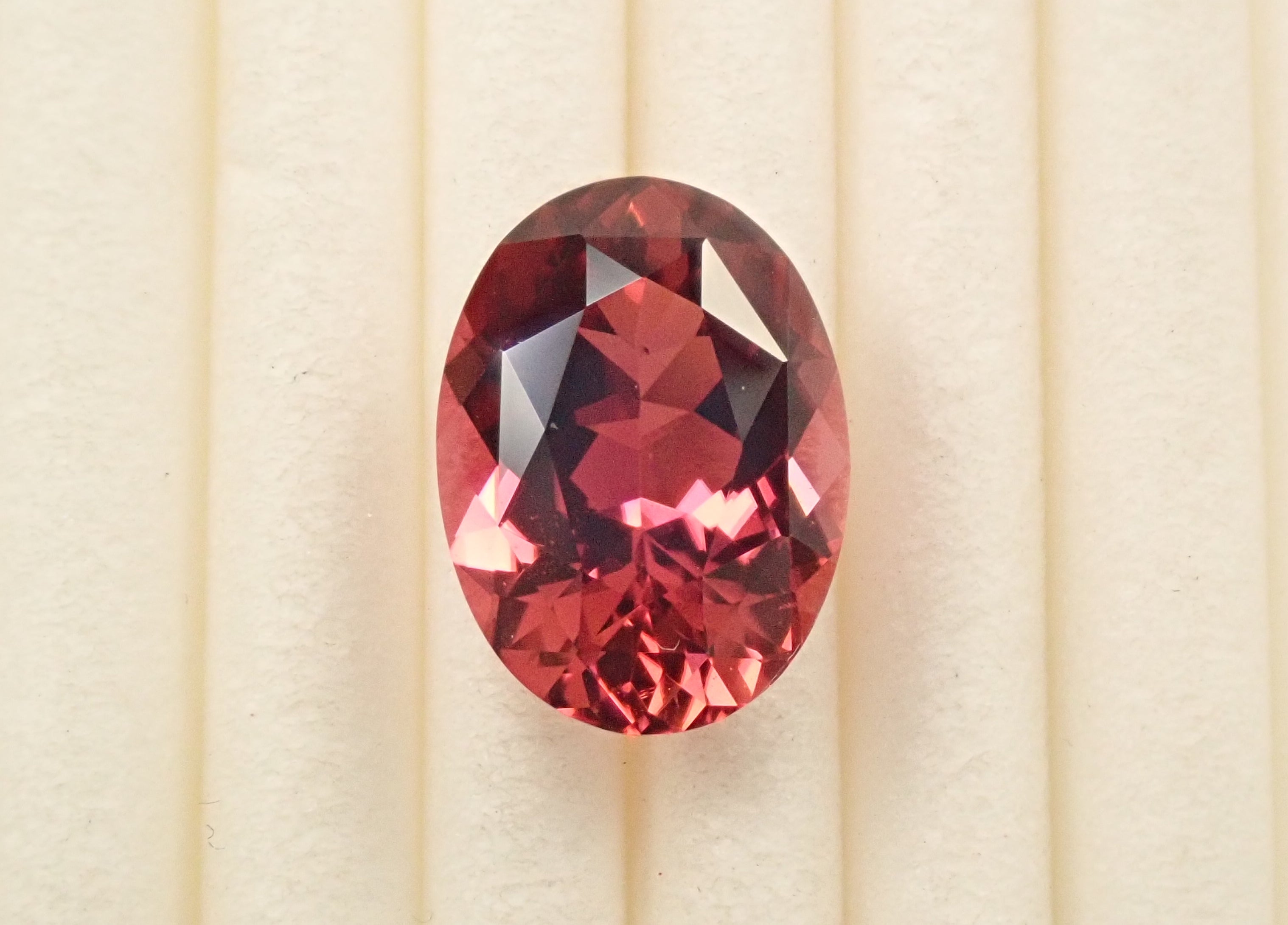 [11/2 22:00] 巴西粉紅碧璽 2.765克拉裸石