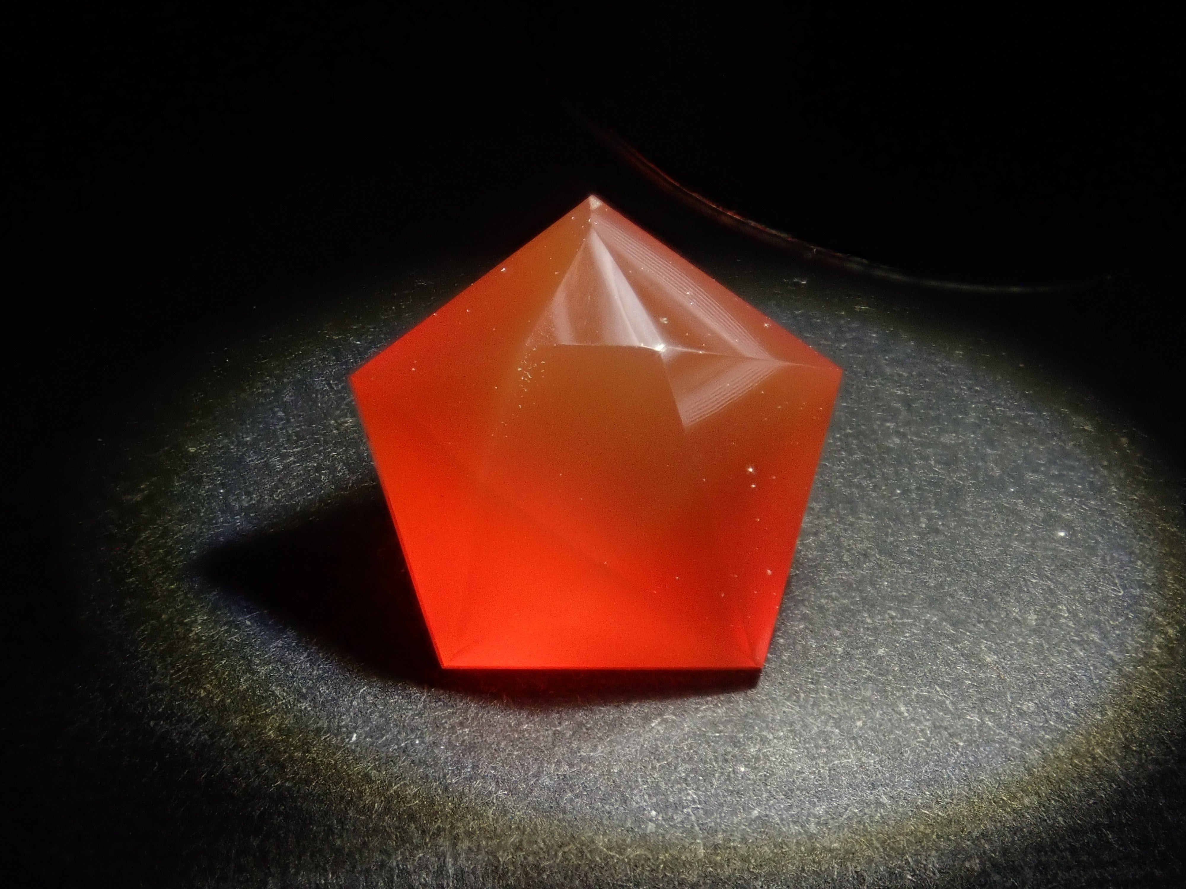 【11/3 22時販売】《限定10石》山本武氏作品ガチャ（ファイヤーフラワーカットなど,おまけに山本氏研磨プレーナイト付き）1石ルース💎《複数購入割引有》