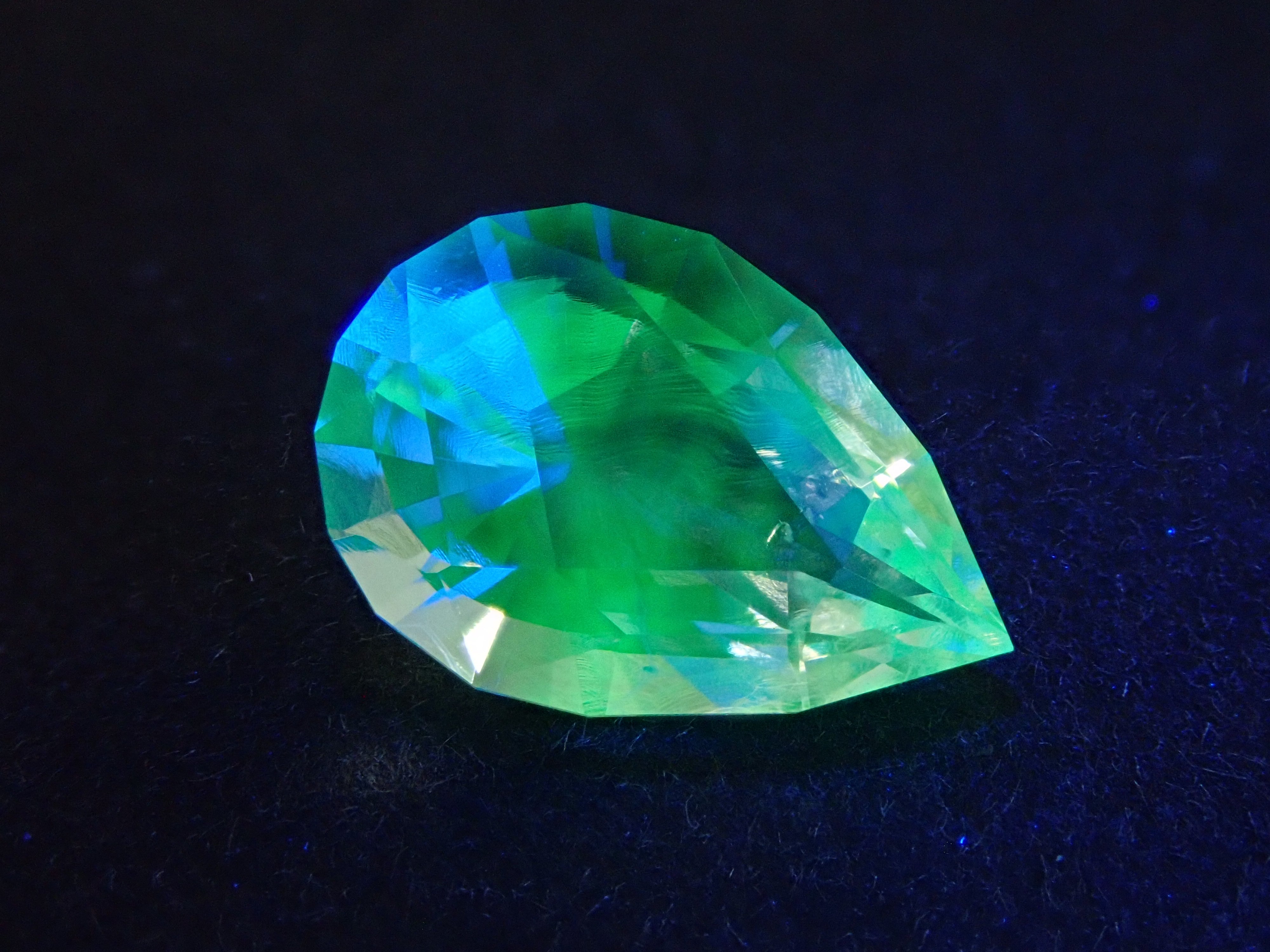 メキシコ産ハイアライトオパール 1.420ctルース