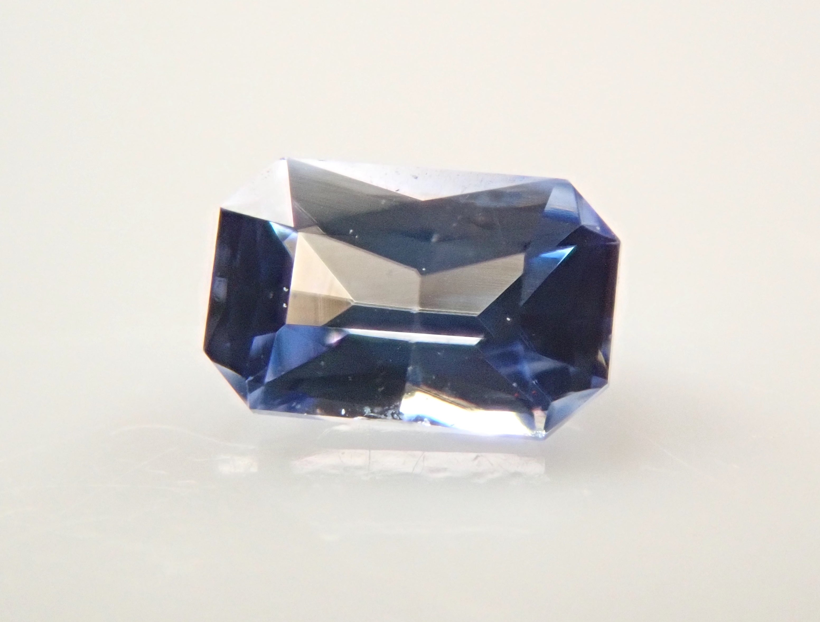 青色・ブルー系の宝石 - 通販｜宝石鑑定士が運営【カラッツSTORE】