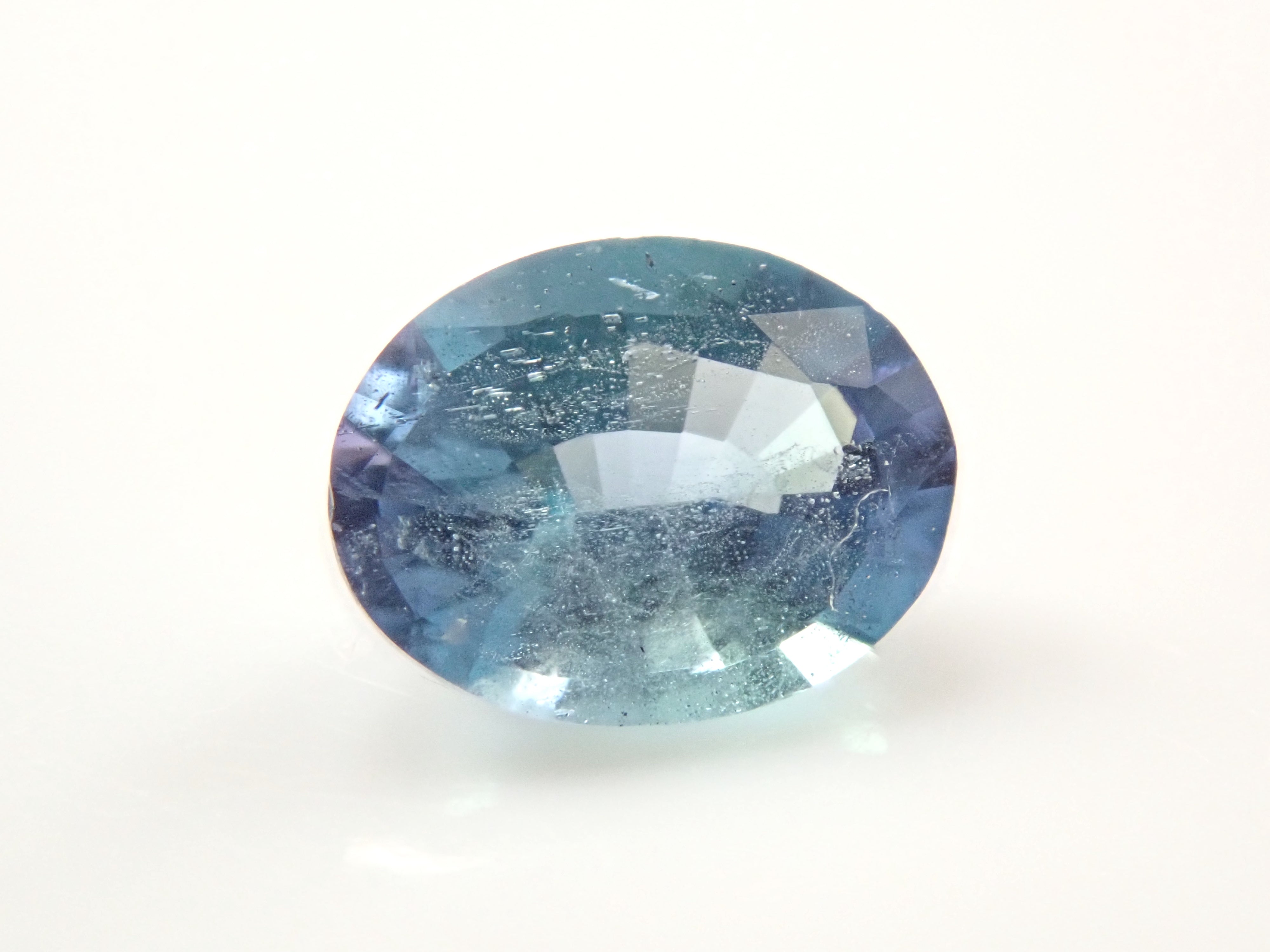 タンザニア産コーネルピン 0.241ctルース