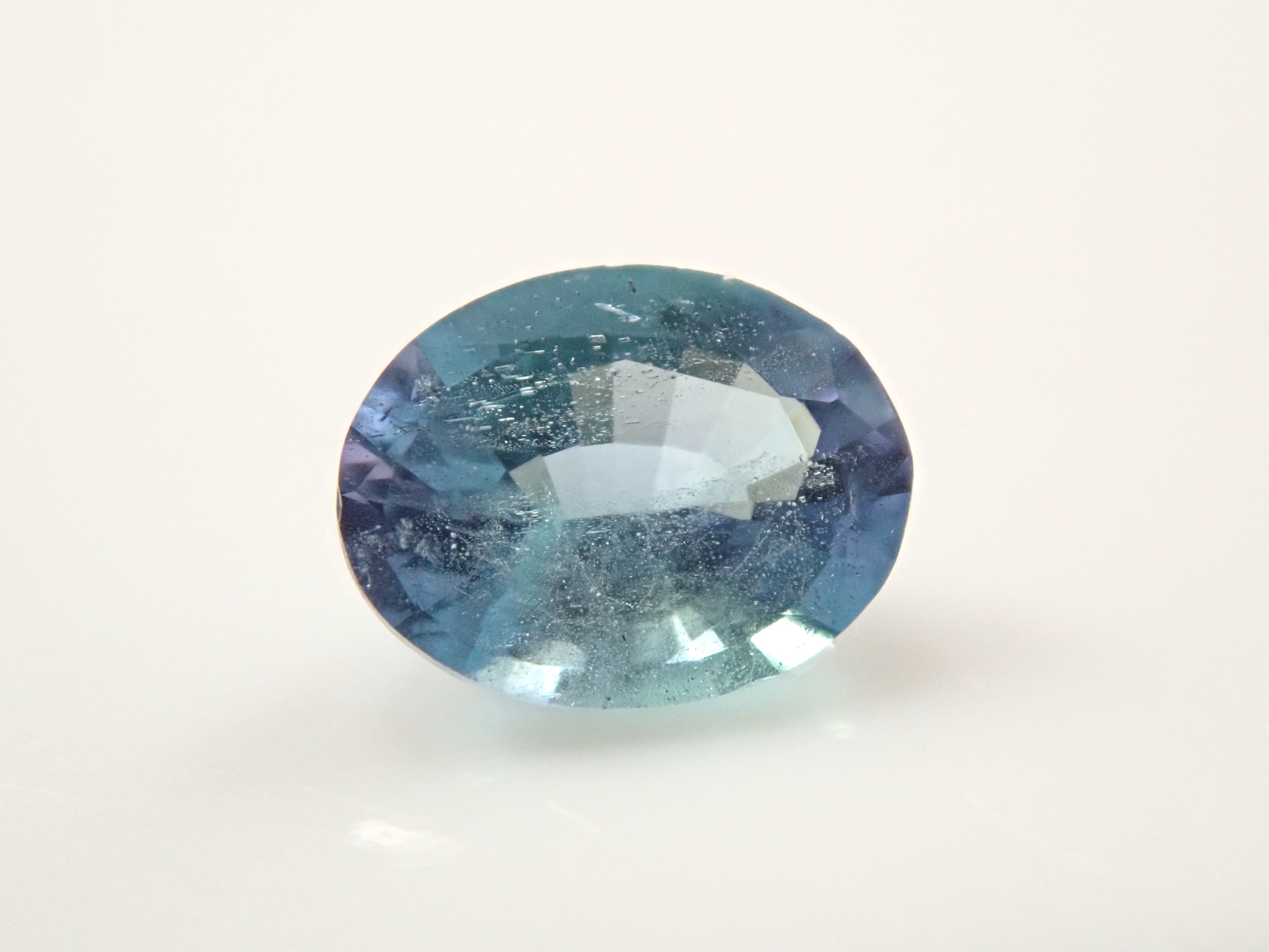 タンザニア産コーネルピン 0.241ctルース