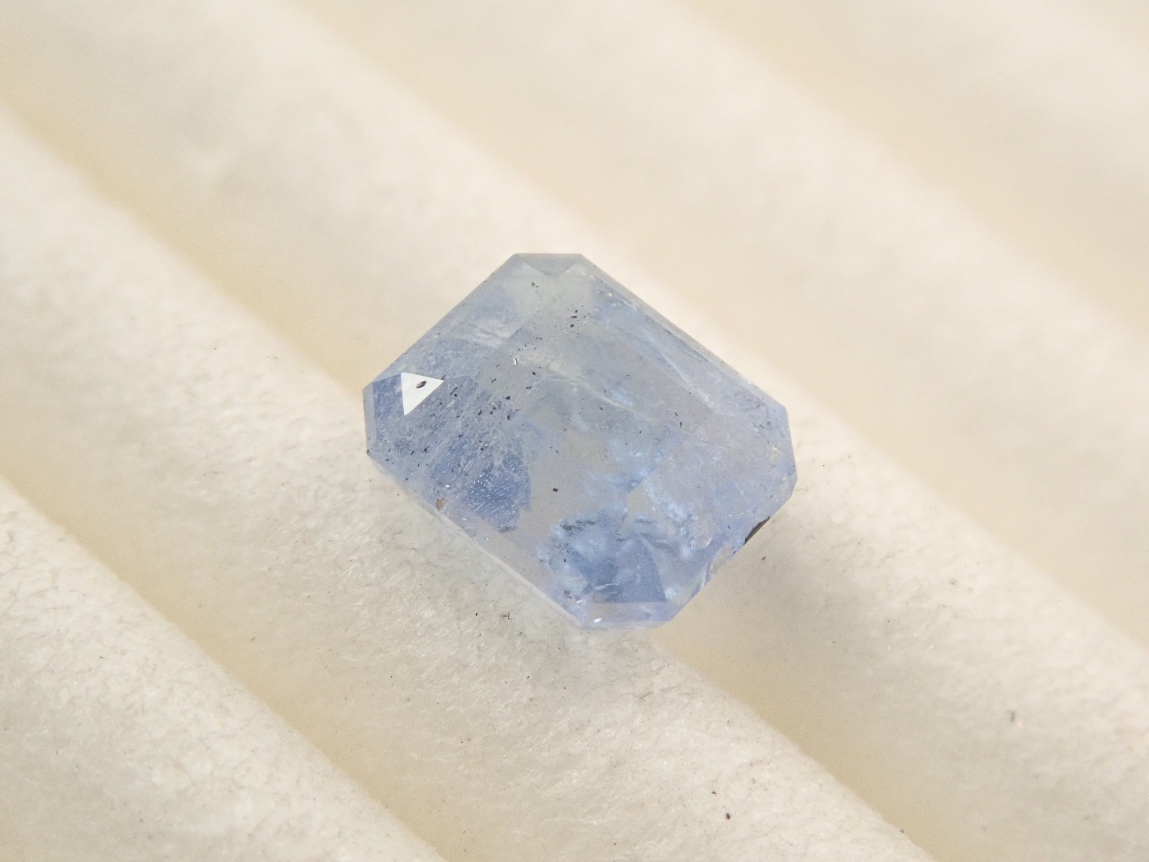 コロンビア産ユークレース 0.546ctルース