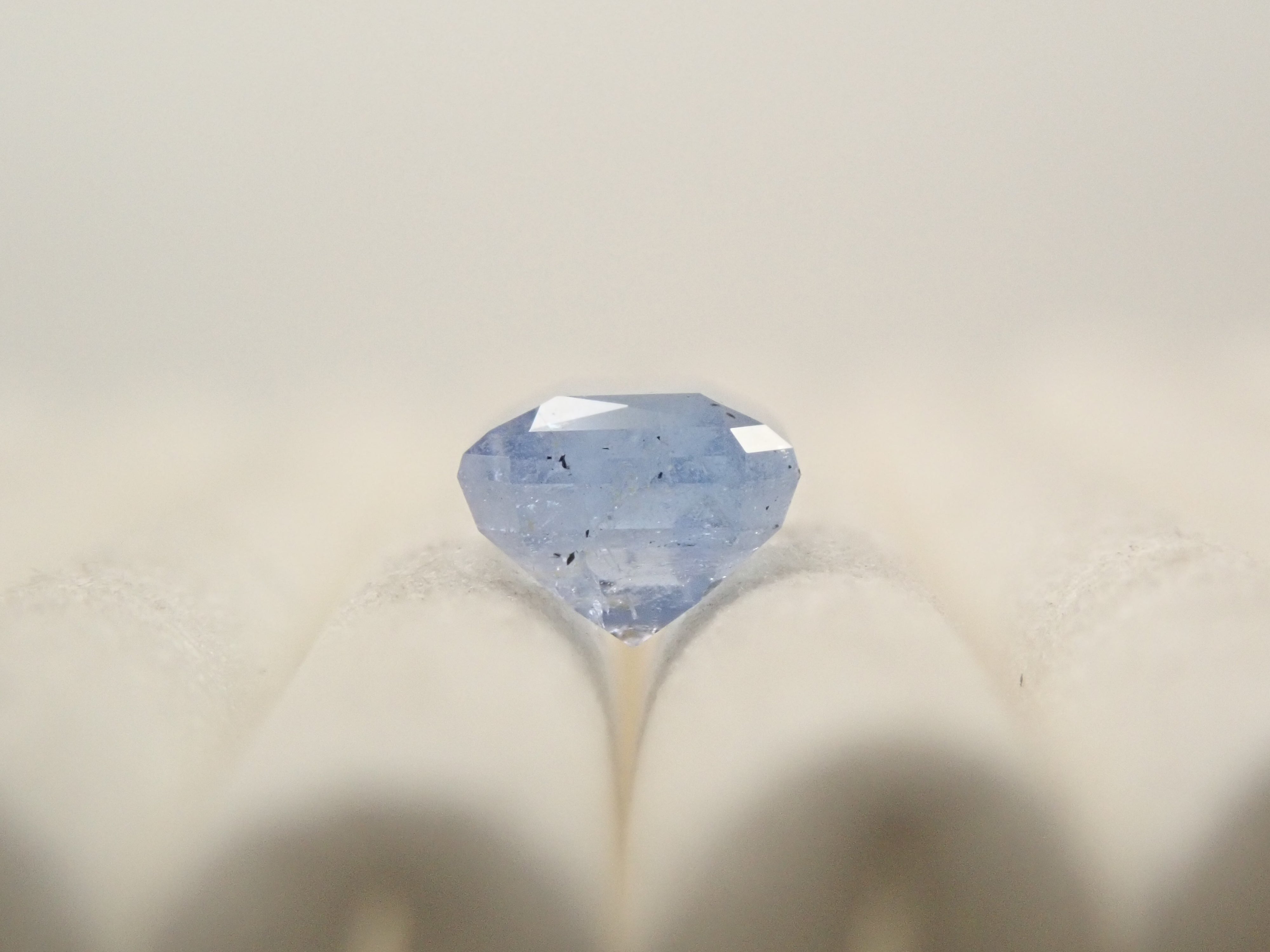 コロンビア産ユークレース 0.546ctルース