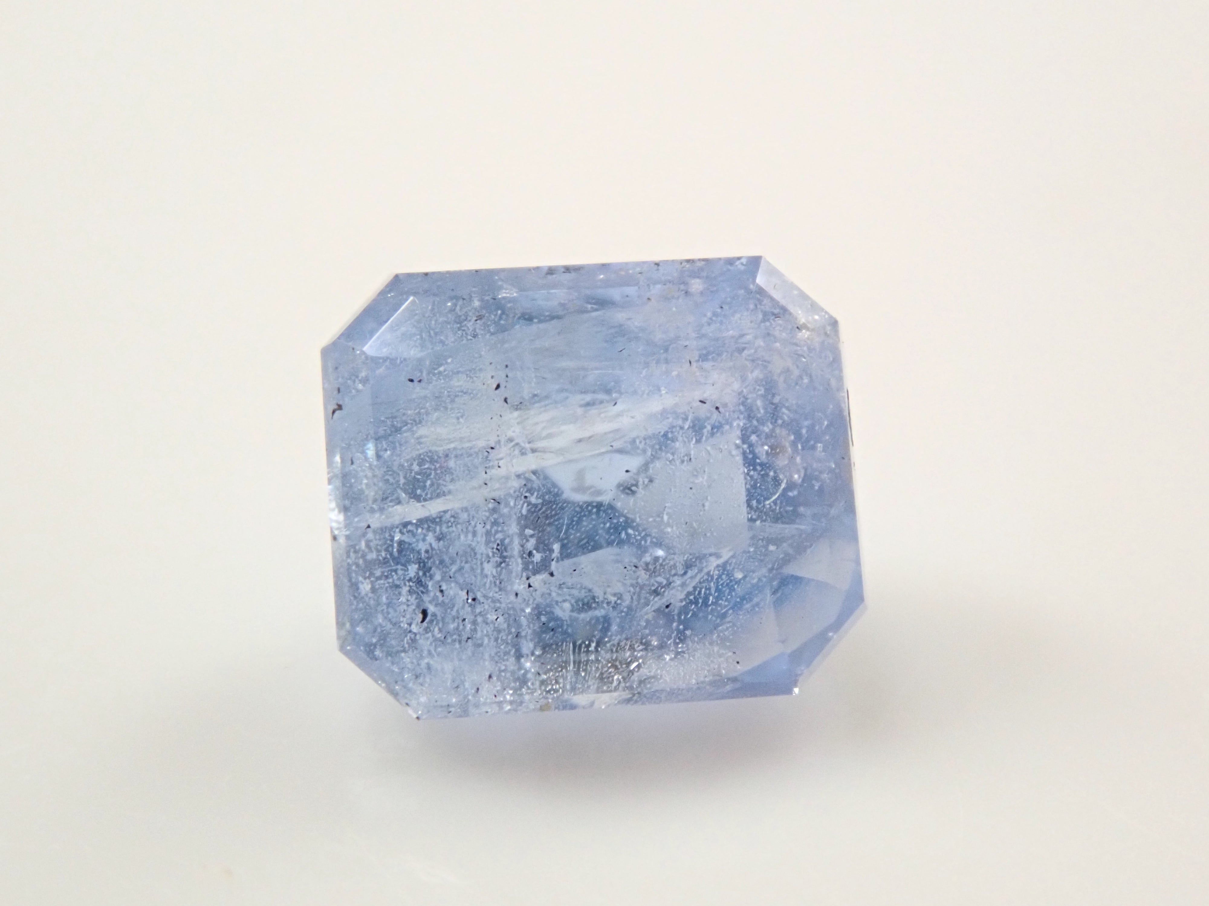 コロンビア産ユークレース 0.546ctルース