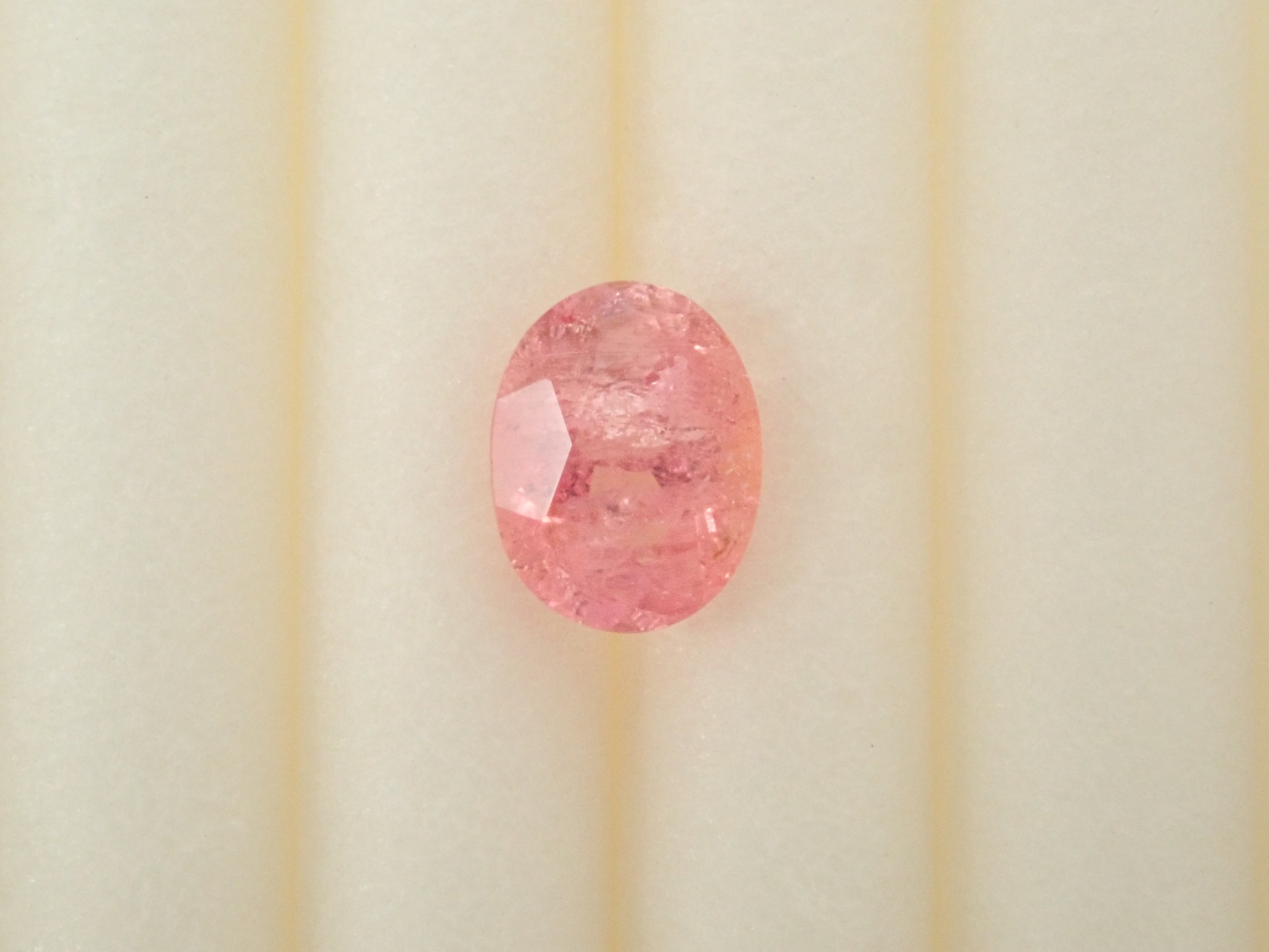[12557296] 0.198ct loose pezzottaite from Madagascar