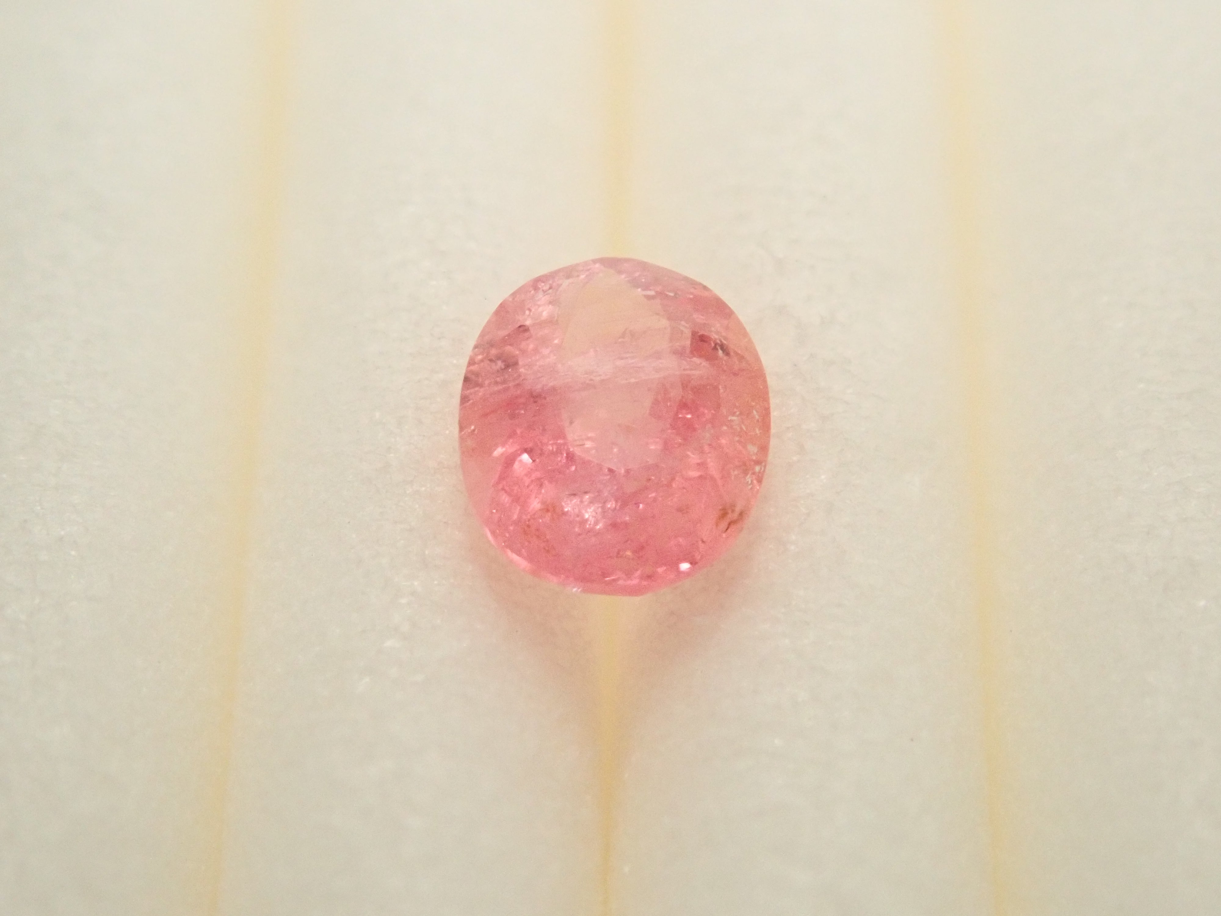 [12557296] 0.198ct loose pezzottaite from Madagascar