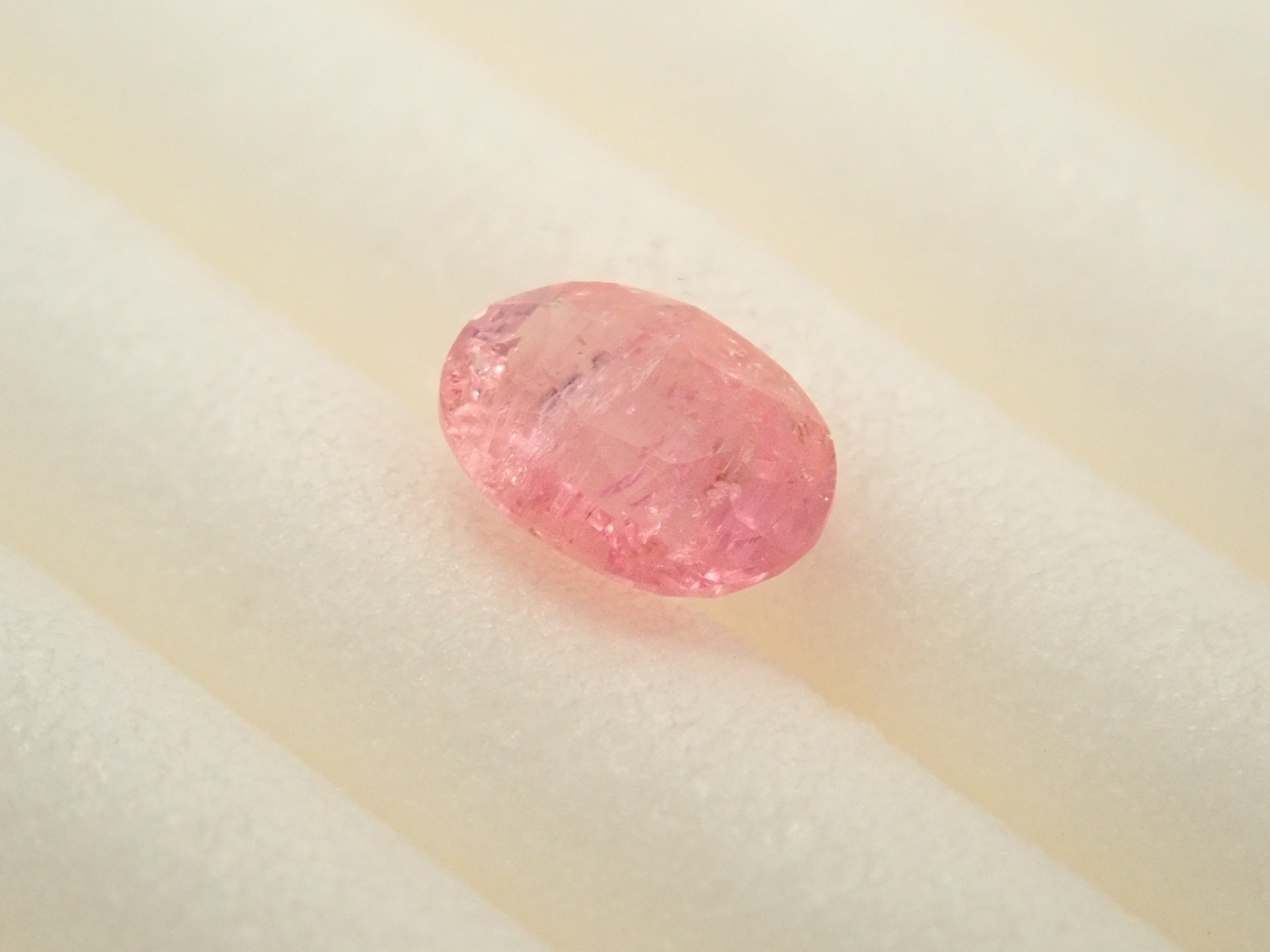 [12557296] 0.198ct loose pezzottaite from Madagascar