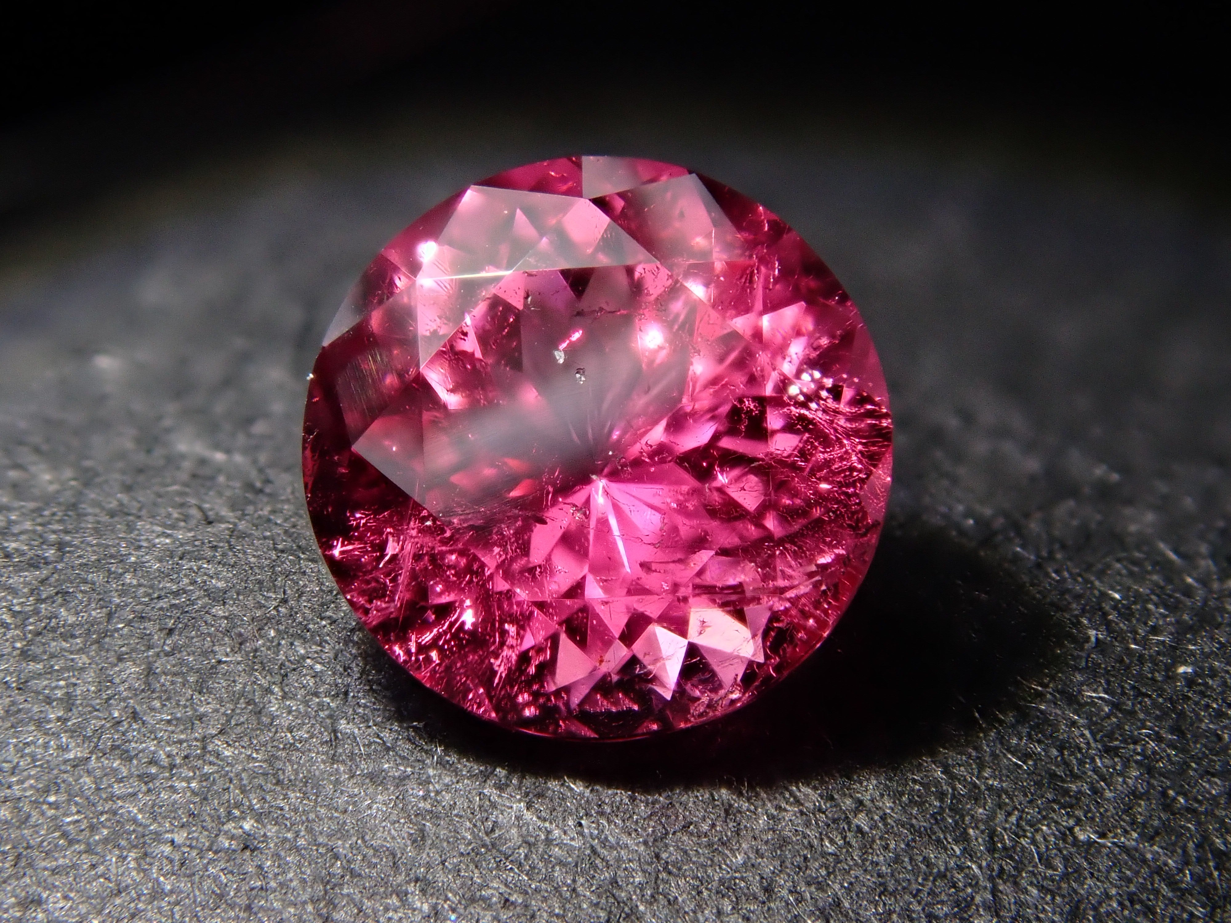 [12557558] Brazilian Rubellite 0.595ct Loose Stone