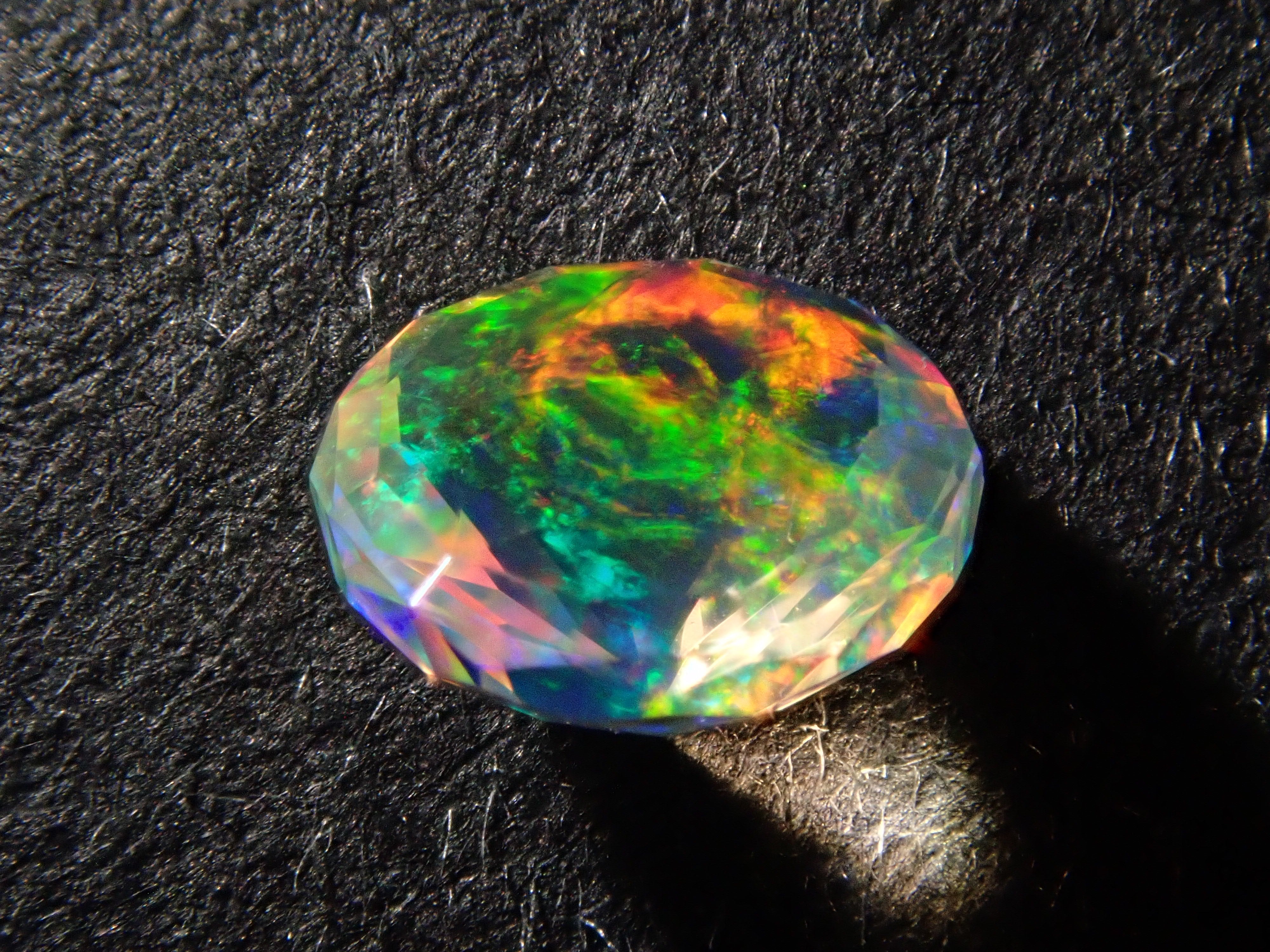 [12557608] Mexican Fire Opal (Faceted) 0.309ct Loose