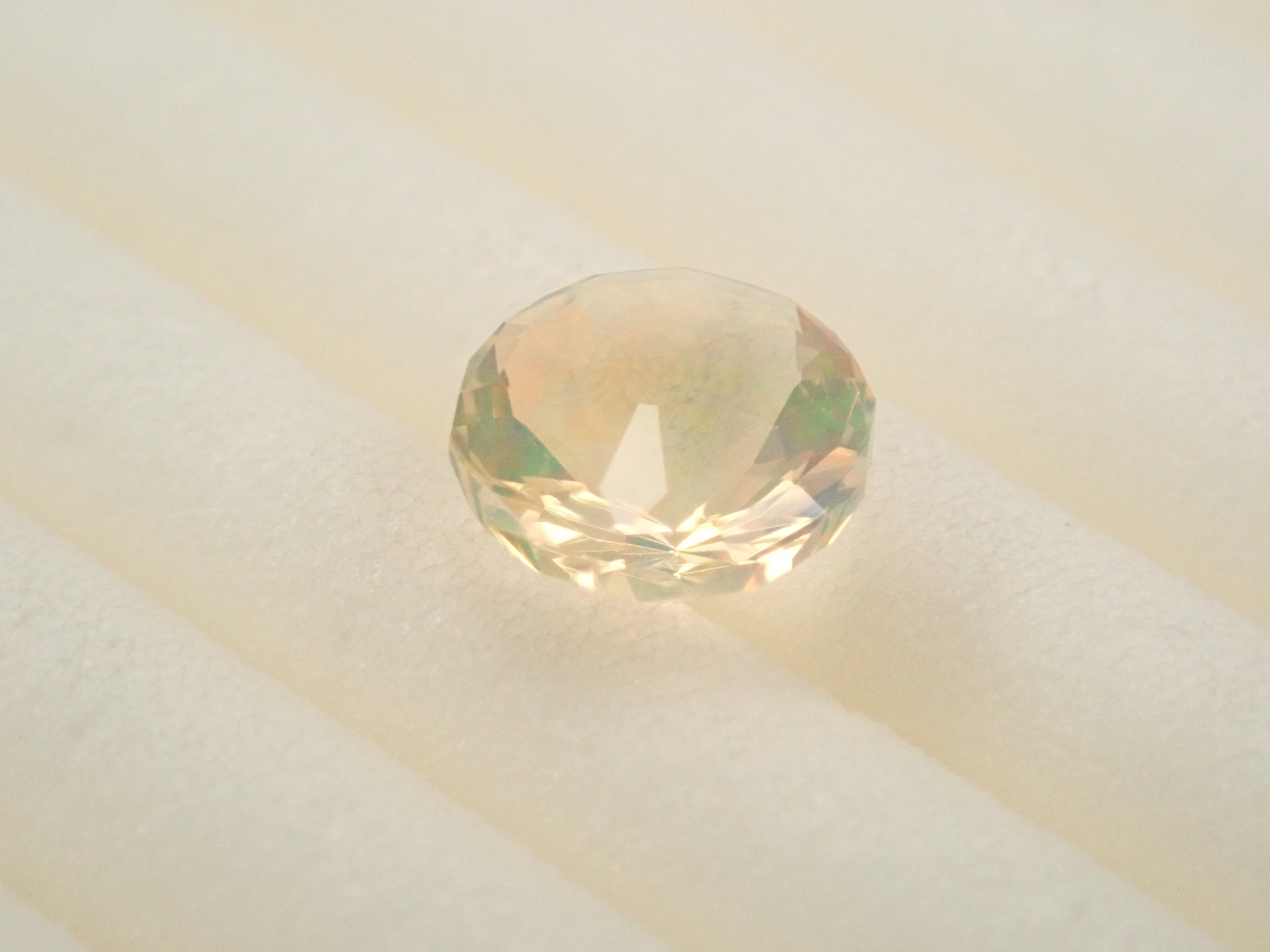 [12557608] Mexican Fire Opal (Faceted) 0.309ct Loose