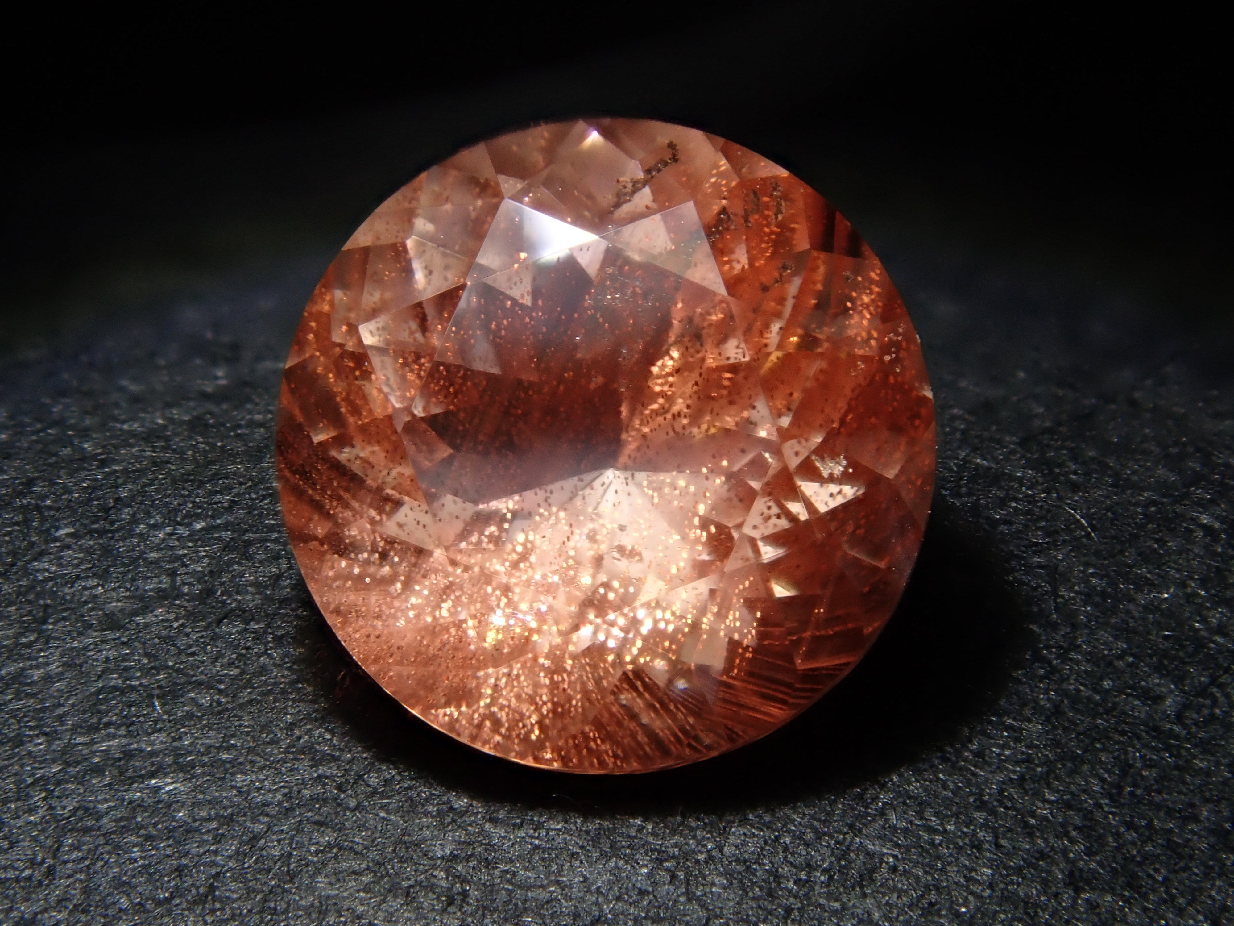 [12557569] Oregon Sunstone from the United States, 0.754ct Loose