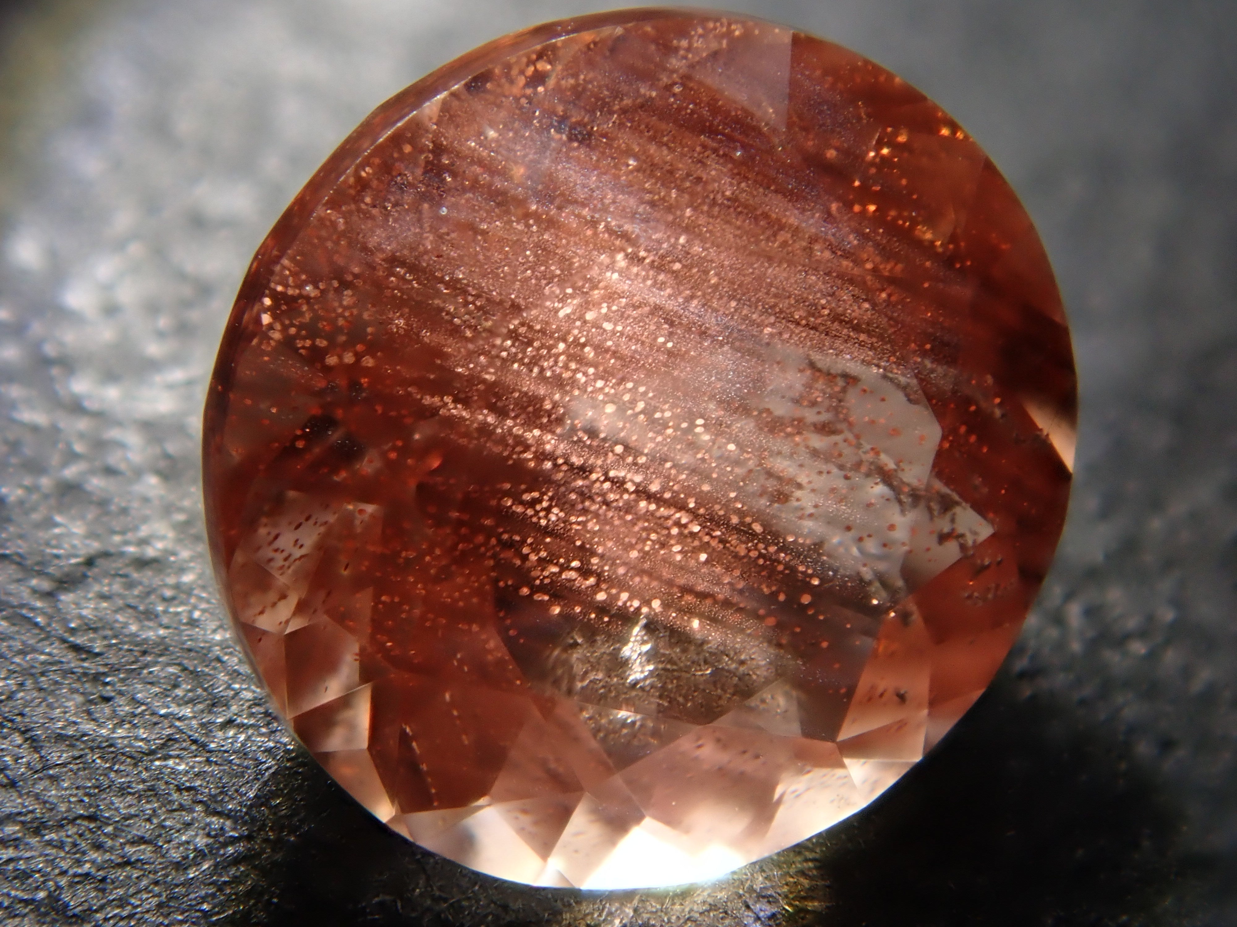 [12557569] Oregon Sunstone from the United States, 0.754ct Loose
