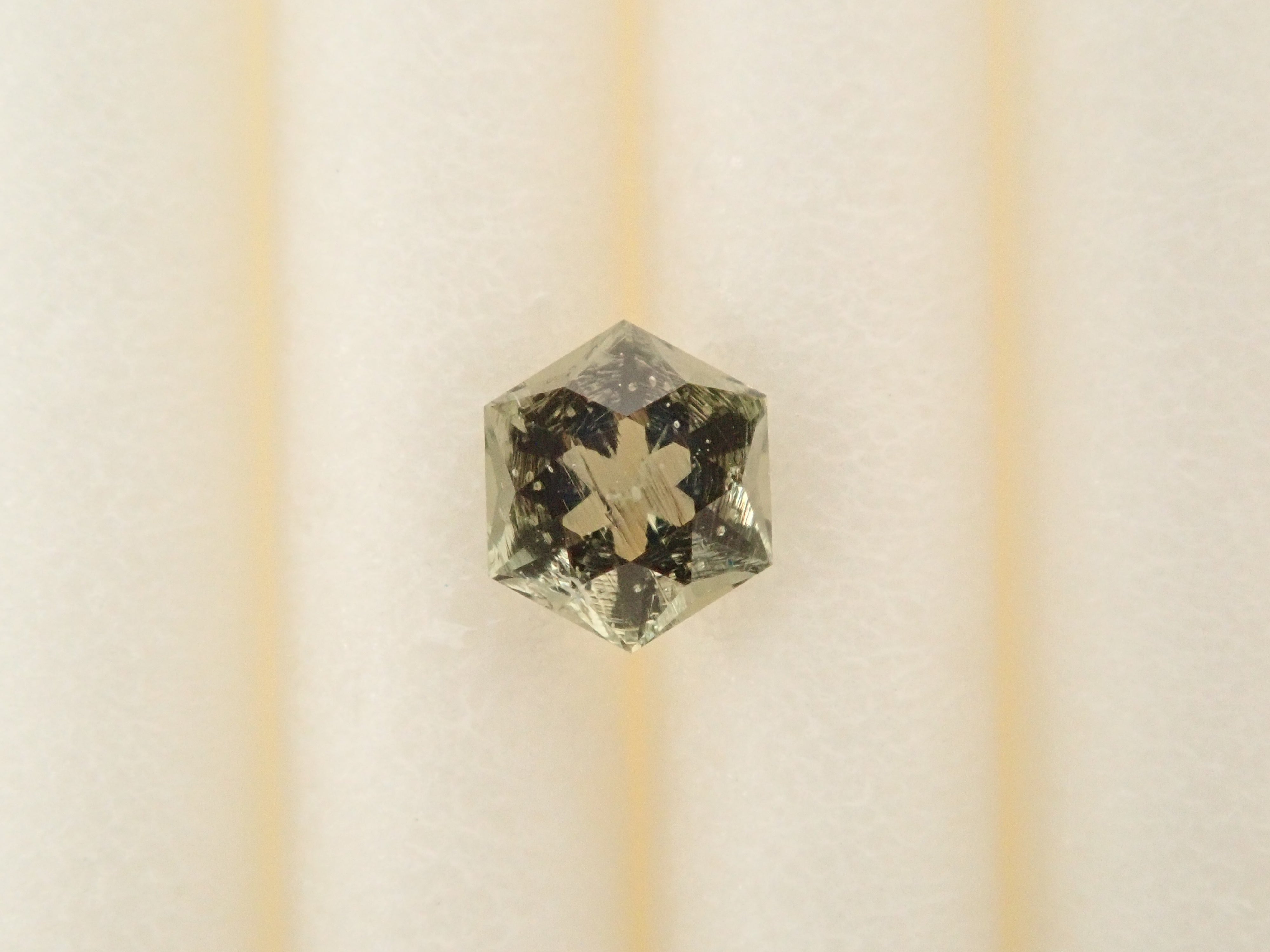 [12557582] 0.095ct Moldavite Loose Stone from the Former Czechoslovakia