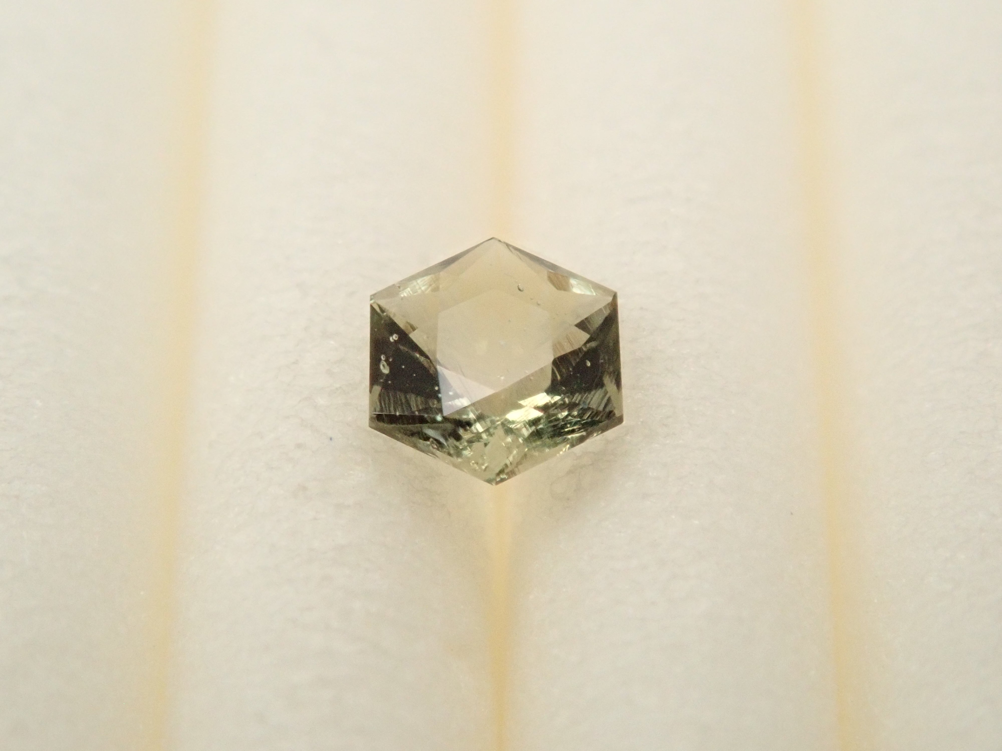 [12557582] 0.095ct Moldavite Loose Stone from the Former Czechoslovakia