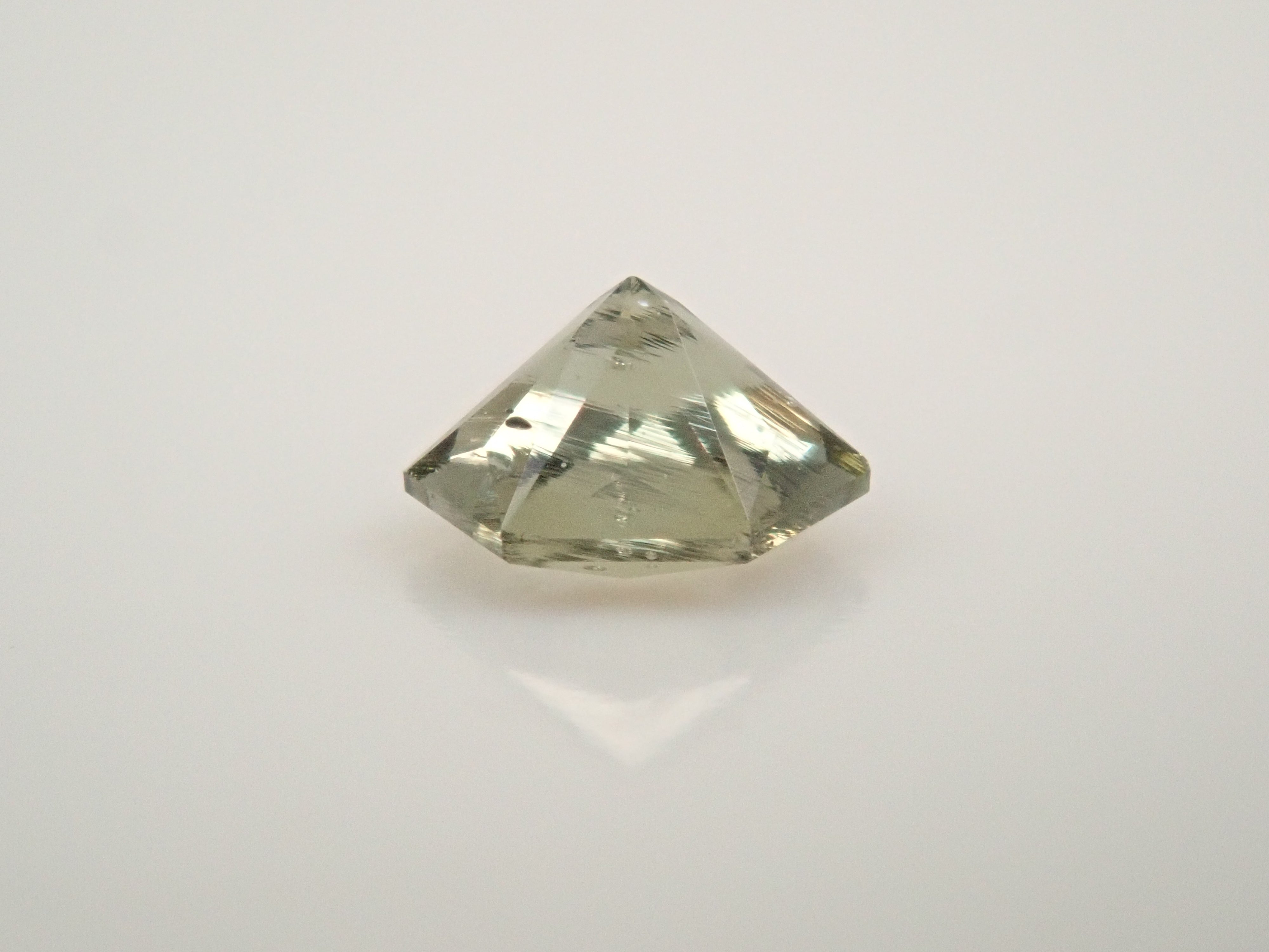 [12557582] 0.095ct Moldavite Loose Stone from the Former Czechoslovakia