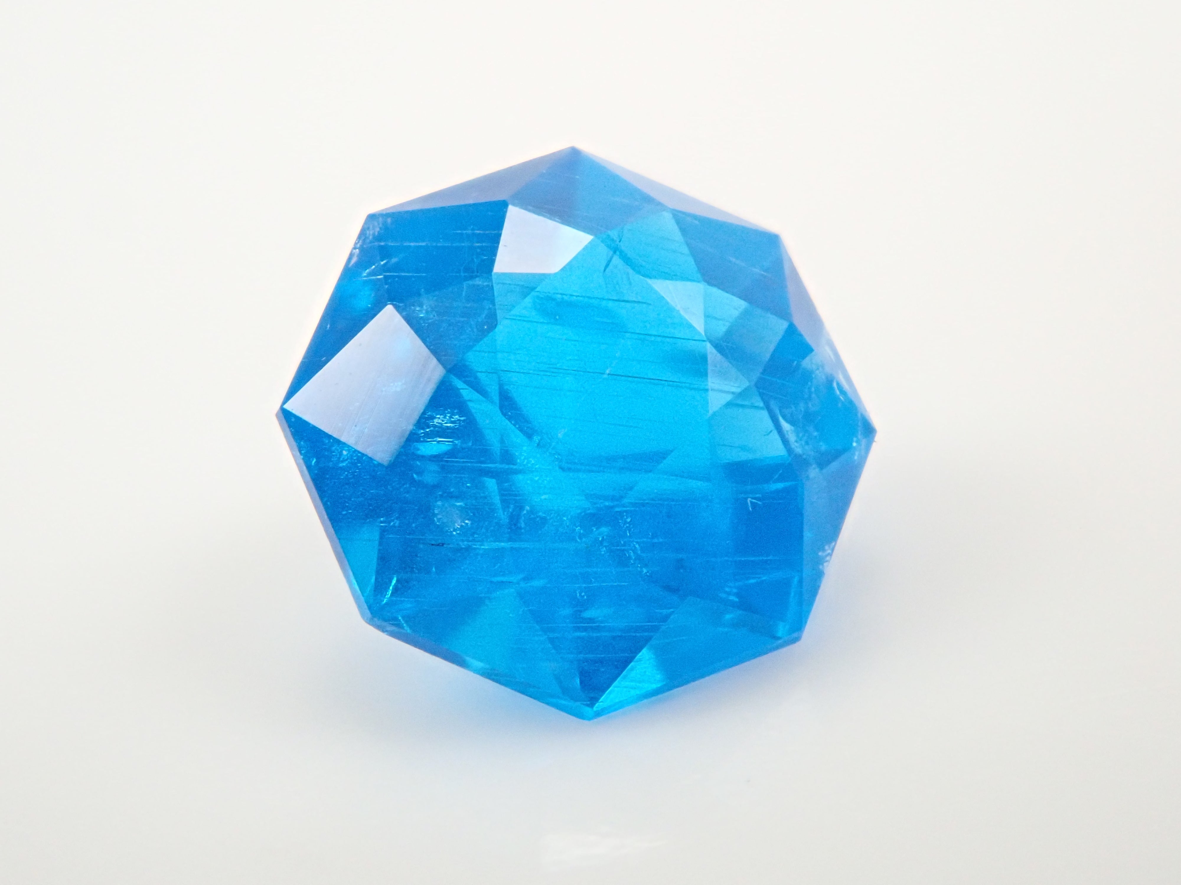 【11/6 22時販売】マダガスカル産ブルーアパタイト 0.527ctルース