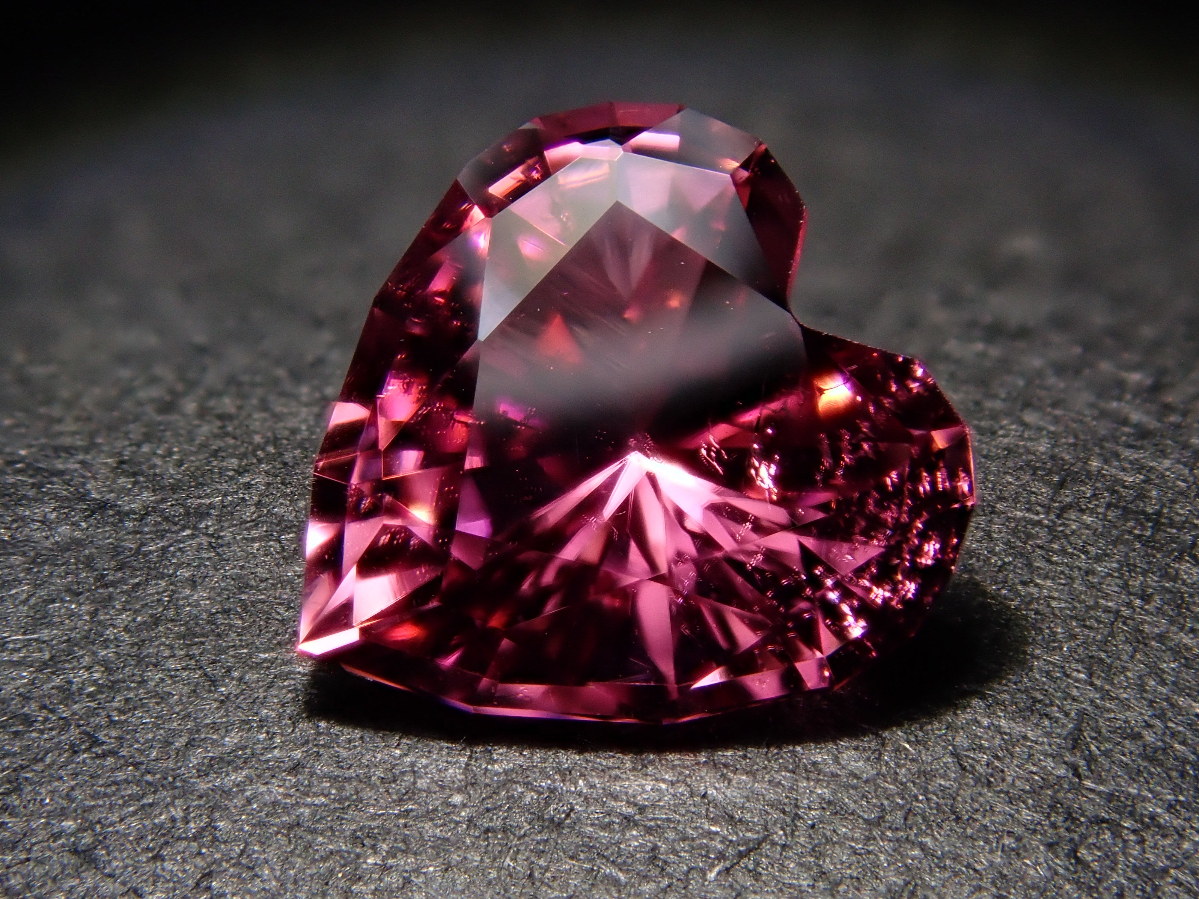 [12558255] Brazilian Pink Tourmaline 0.577ct Loose Stone