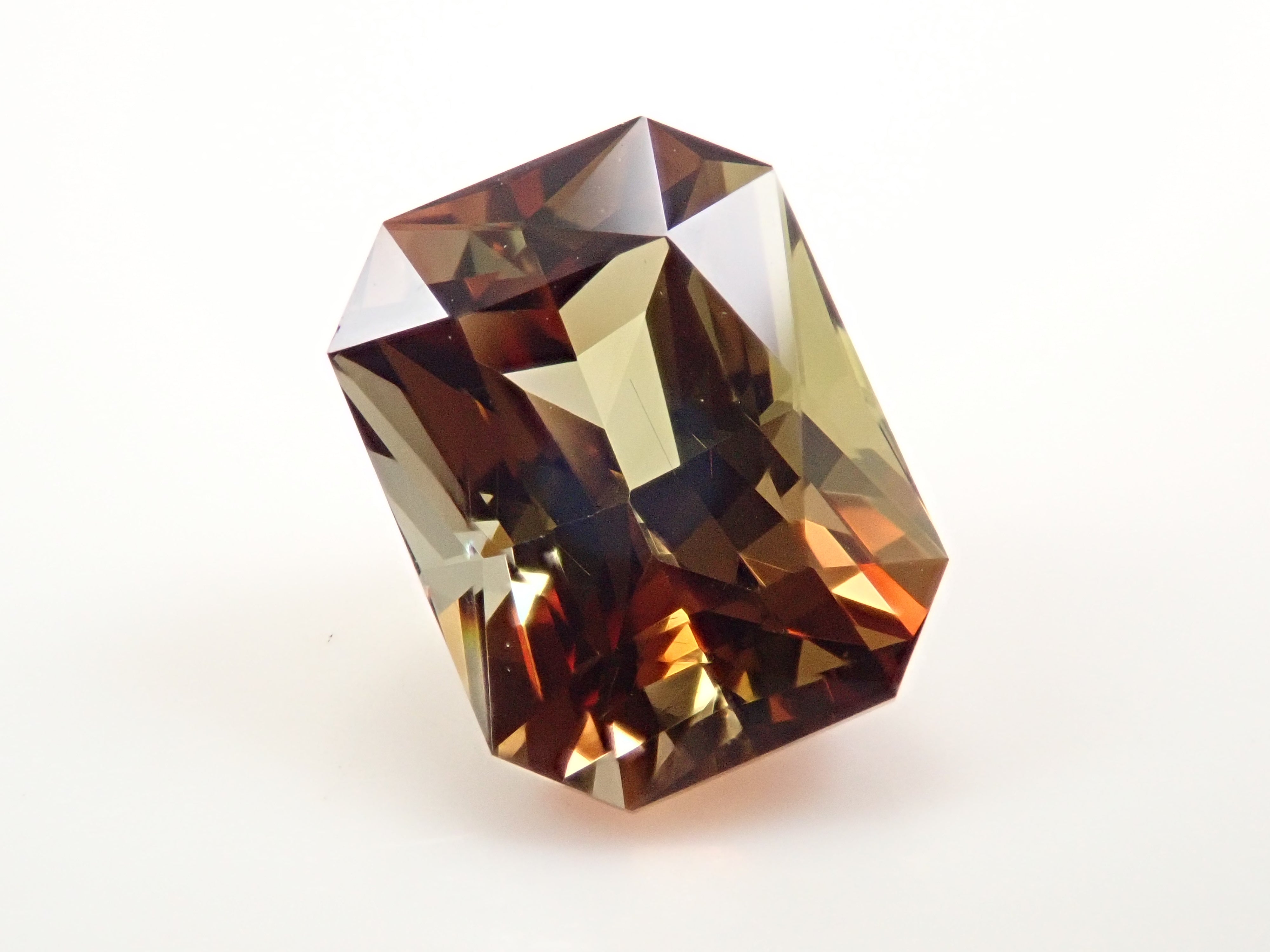 マダガスカル産の宝石- 通販｜宝石鑑定士が運営【カラッツSTORE】