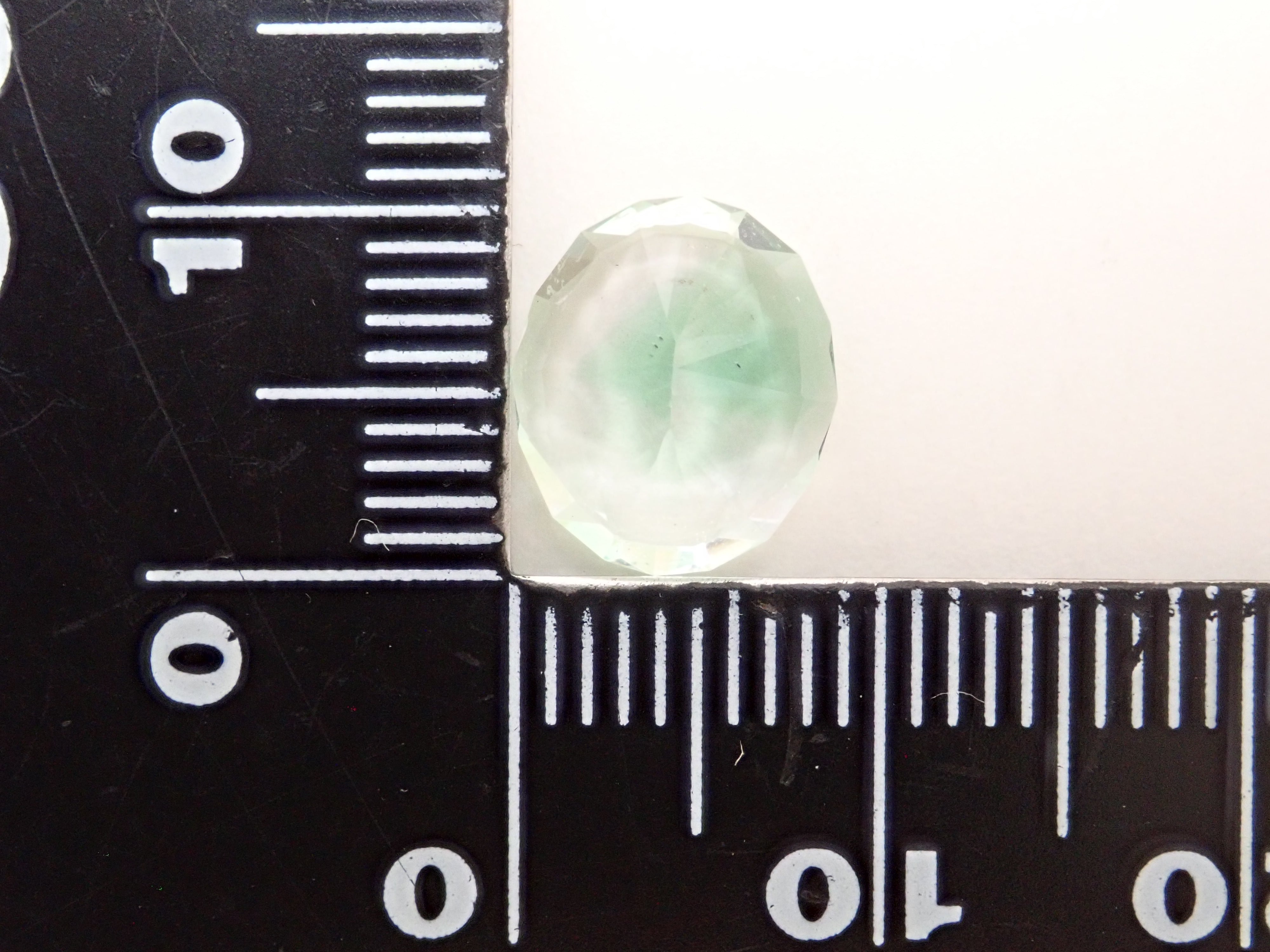 【11/6 22時販売】コロンビア産バイカラーフローライト 3.209ctルース