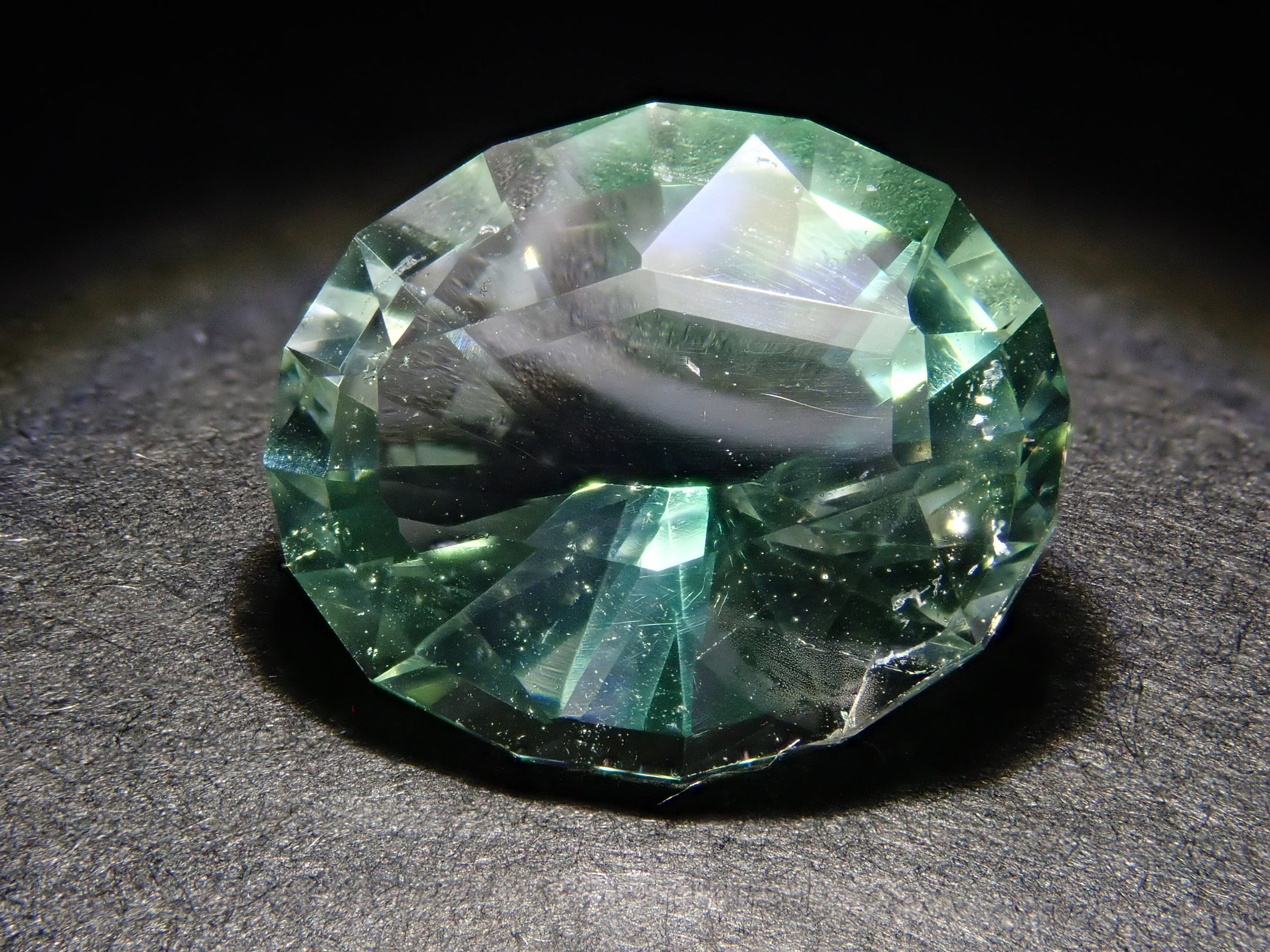 【11/6 22時販売】コロンビア産バイカラーフローライト 3.209ctルース