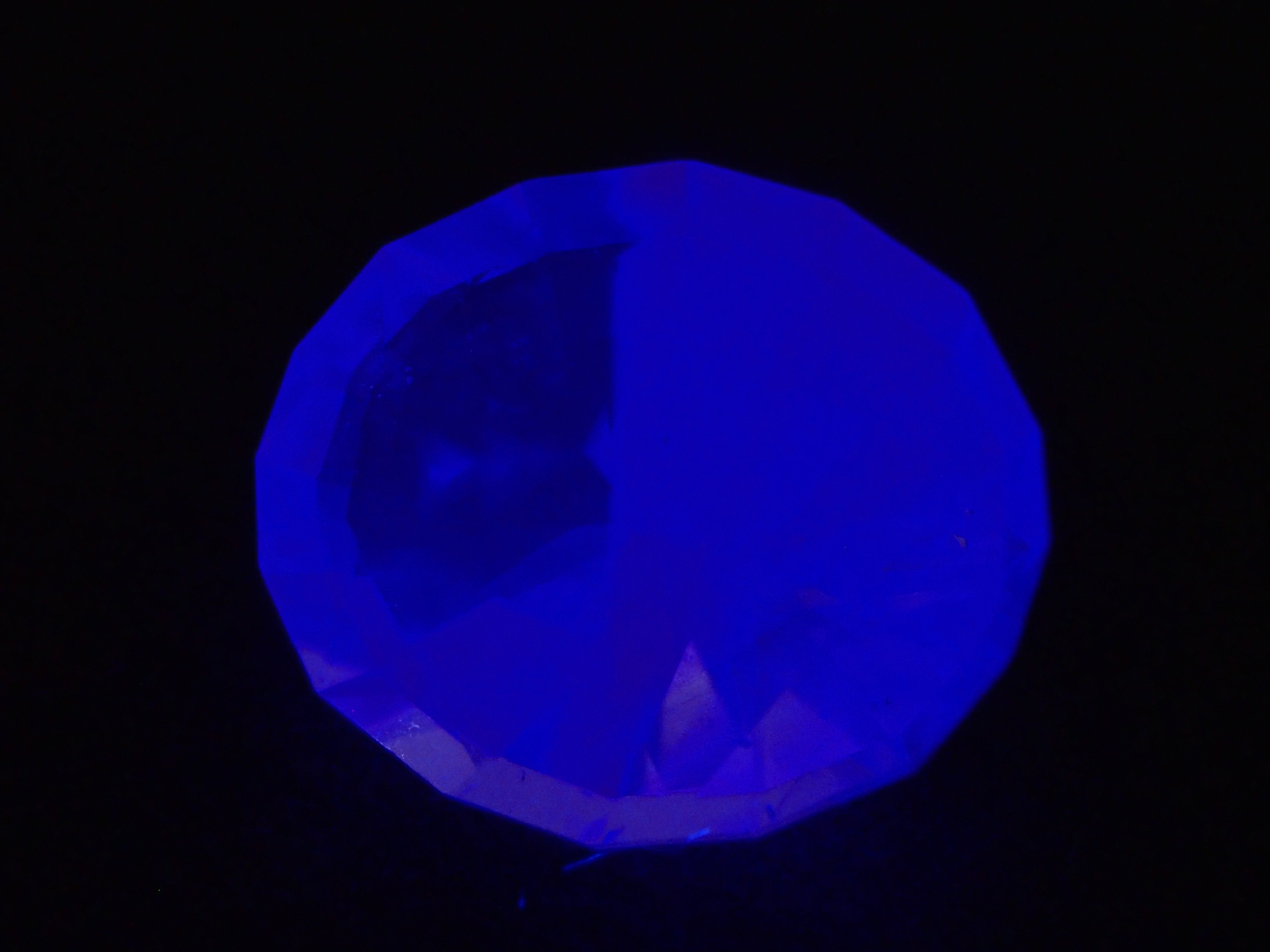 【11/6 22時販売】コロンビア産バイカラーフローライト 3.209ctルース