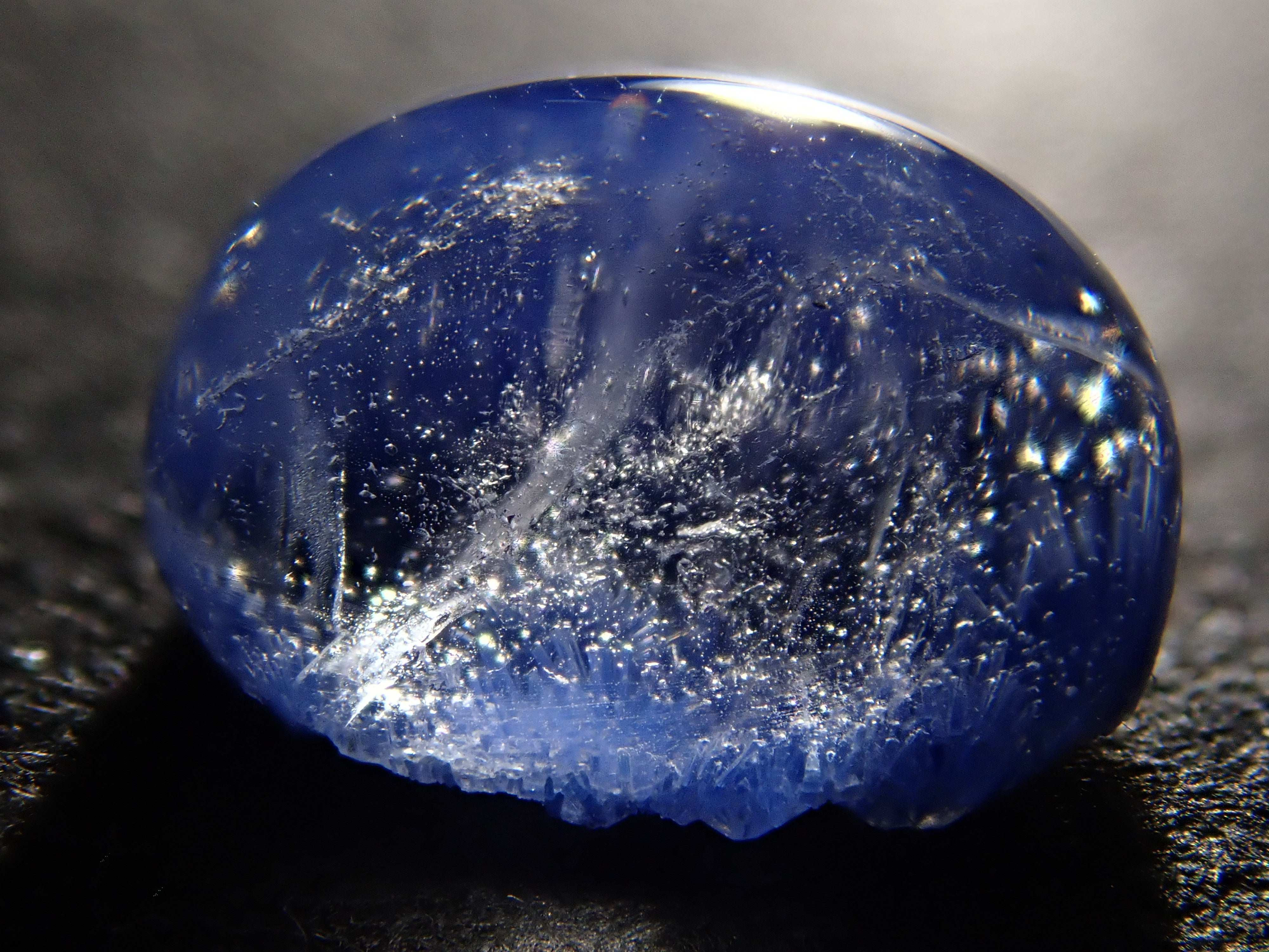 【11/7 22時販売】ブラジル産デュモルチェライトインクォーツ 1.909ctルース