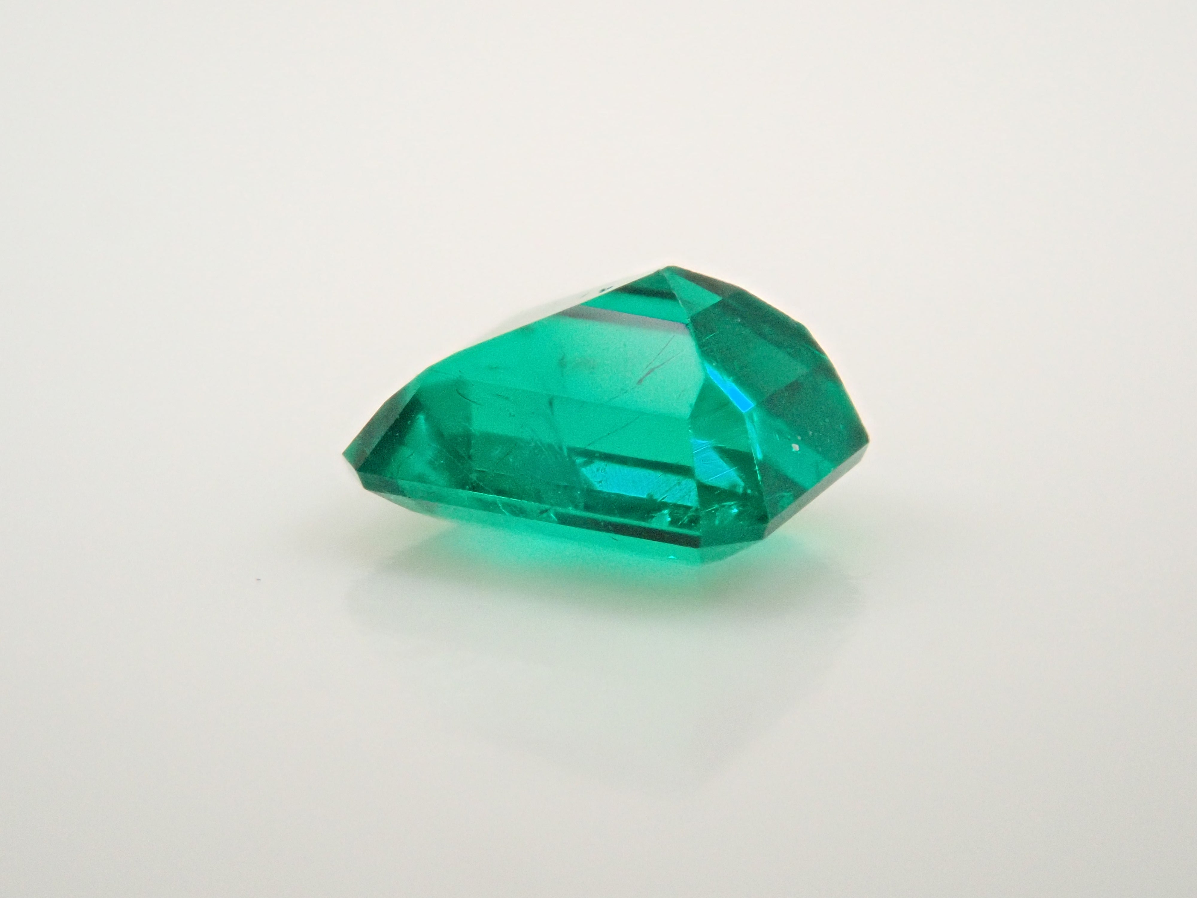 【11/3 22時販売】コロンビア産エメラルド 0.176ctルース