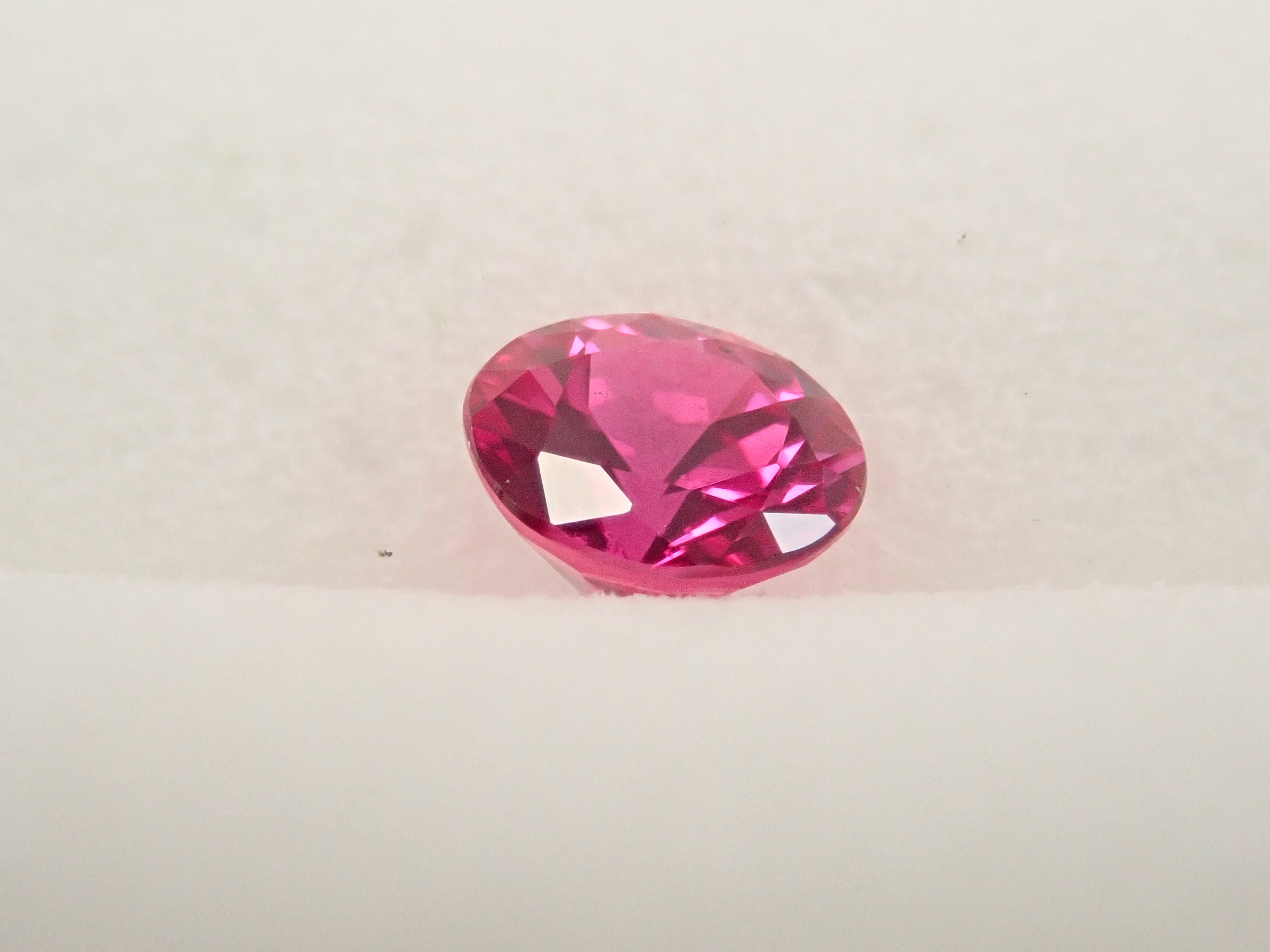 加熱ルビー 4.5mm/0.430ctルース GIT