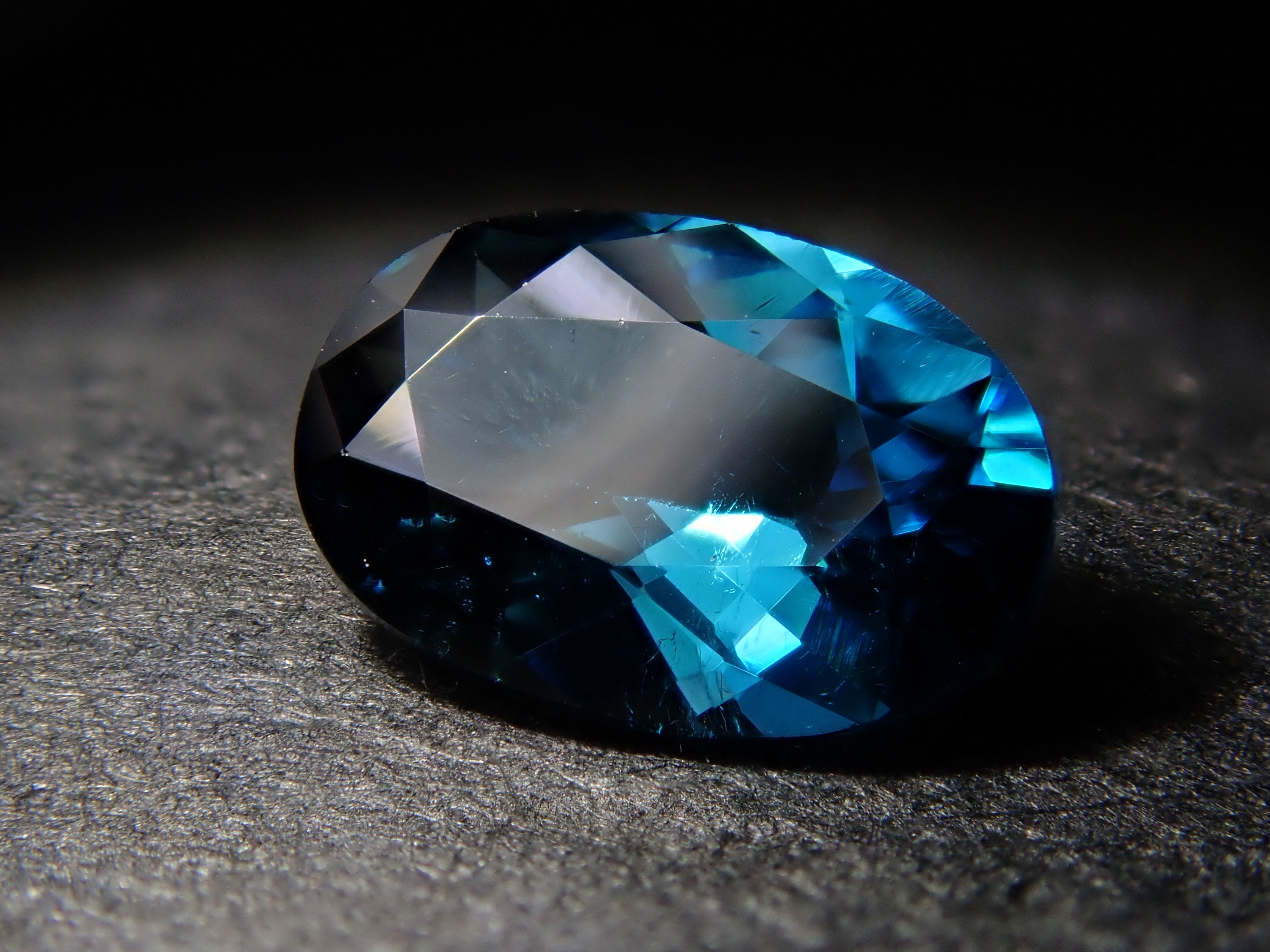 ブラジル産インディゴライトトルマリン 0.431ctルース