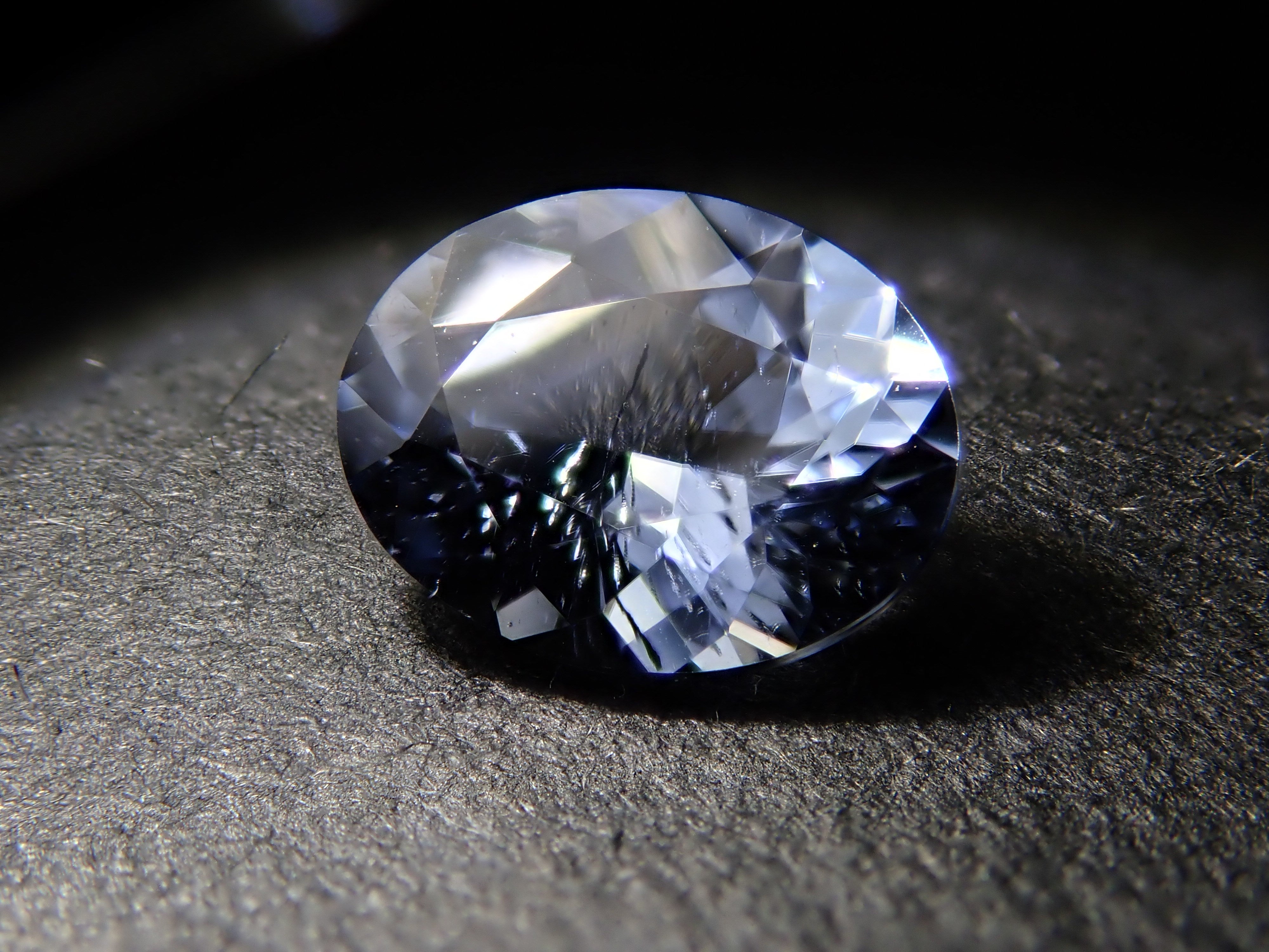 【11/3 22時販売】グレートルマリン 0.486ctルース 鑑別書