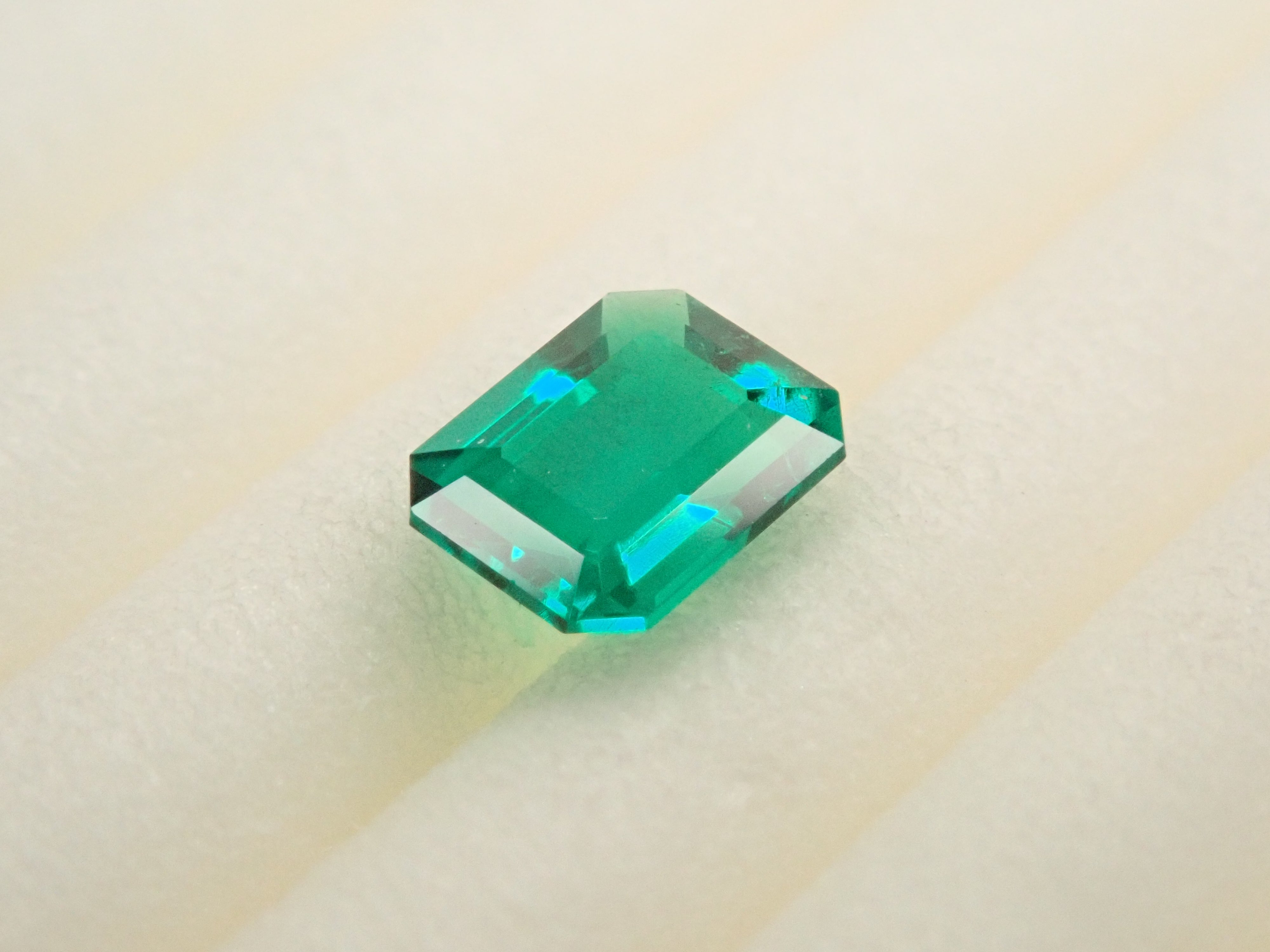 【11/23 22時販売】コロンビア産ノンオイルエメラルド 0.220ctルース GIA