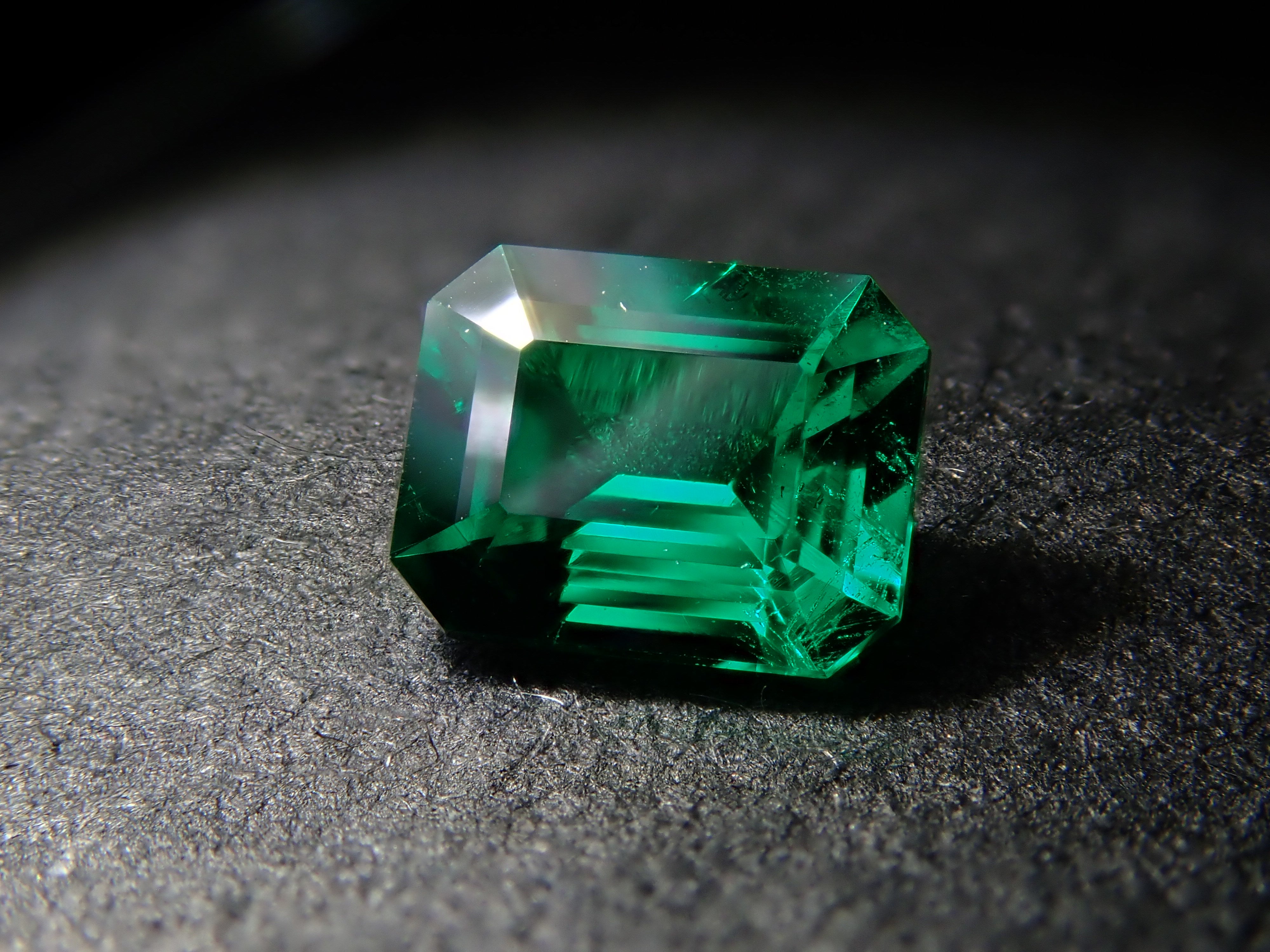 【11/23 22時販売】コロンビア産ノンオイルエメラルド 0.220ctルース GIA