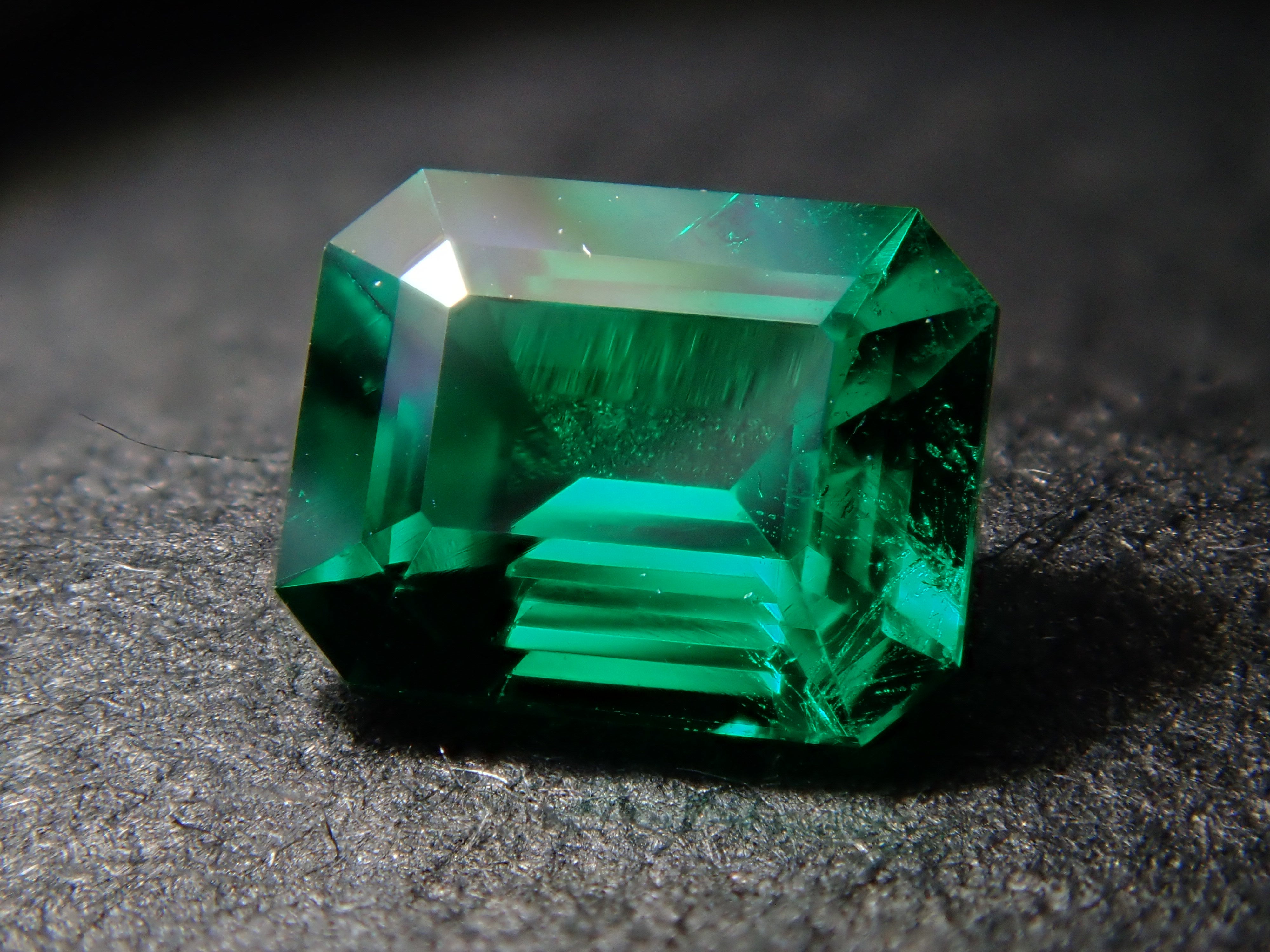 【11/23 22時販売】コロンビア産ノンオイルエメラルド 0.220ctルース GIA