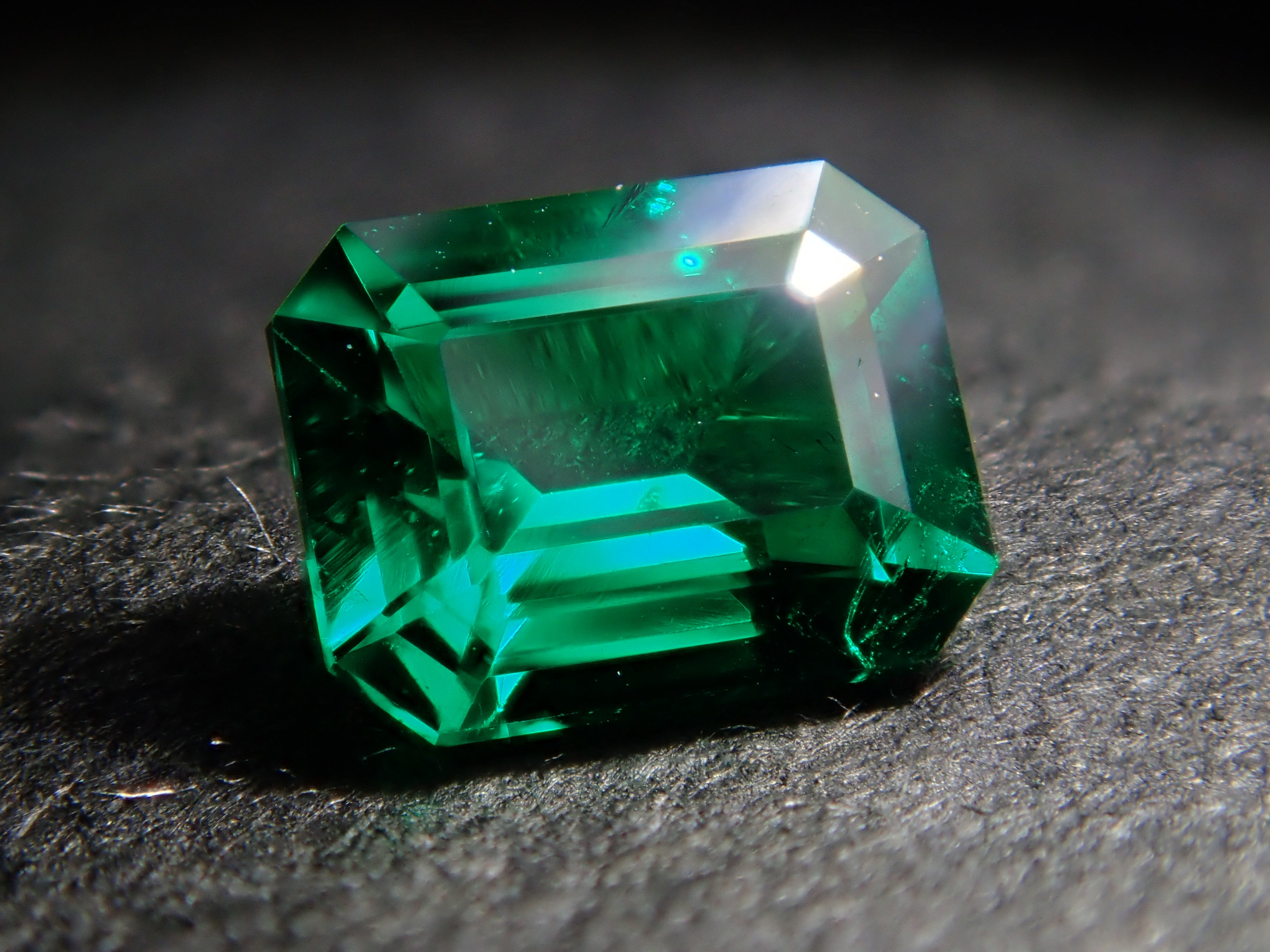 【11/23 22時販売】コロンビア産ノンオイルエメラルド 0.220ctルース GIA